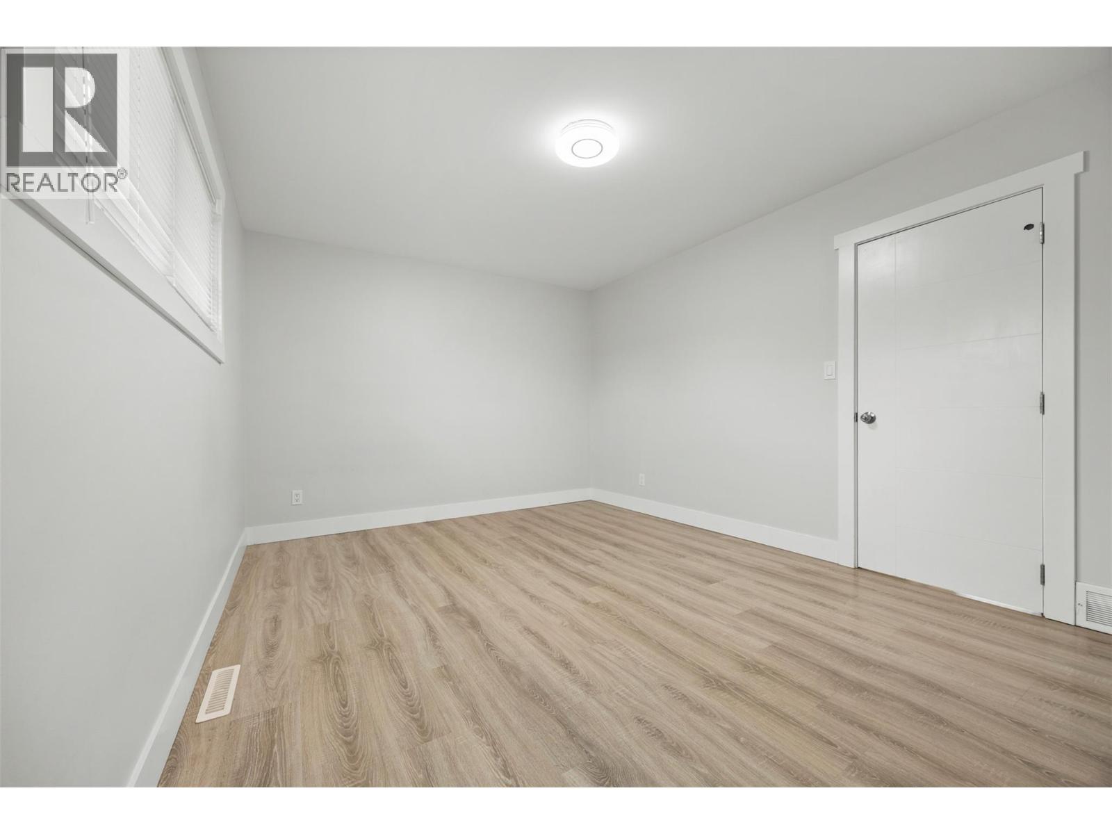 245 Adventure Road, Kelowna, British Columbia  V1X 1N5 - Photo 11 - 10372777