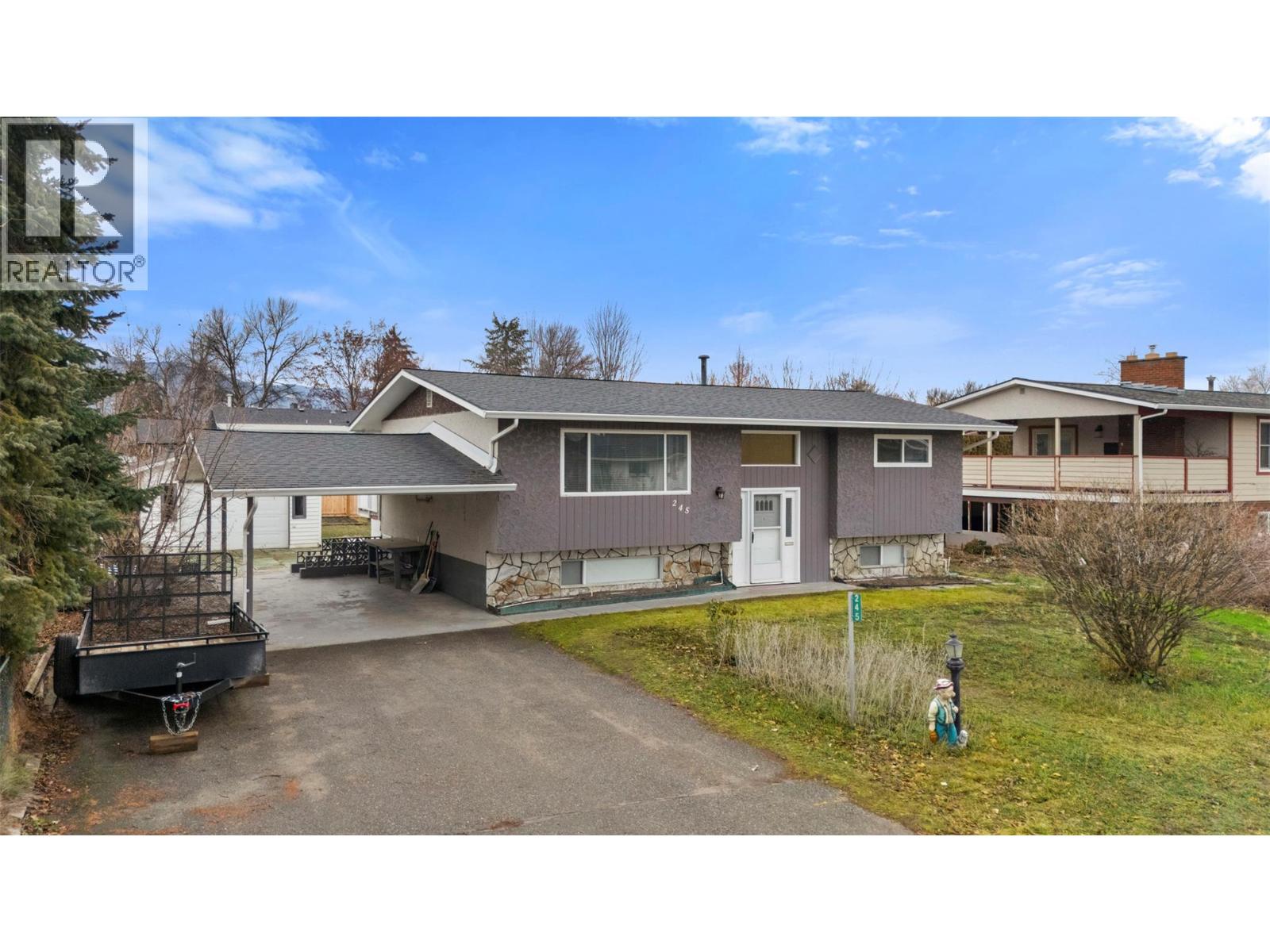 245 Adventure Road, Kelowna, British Columbia  V1X 1N5 - Photo 2 - 10372777