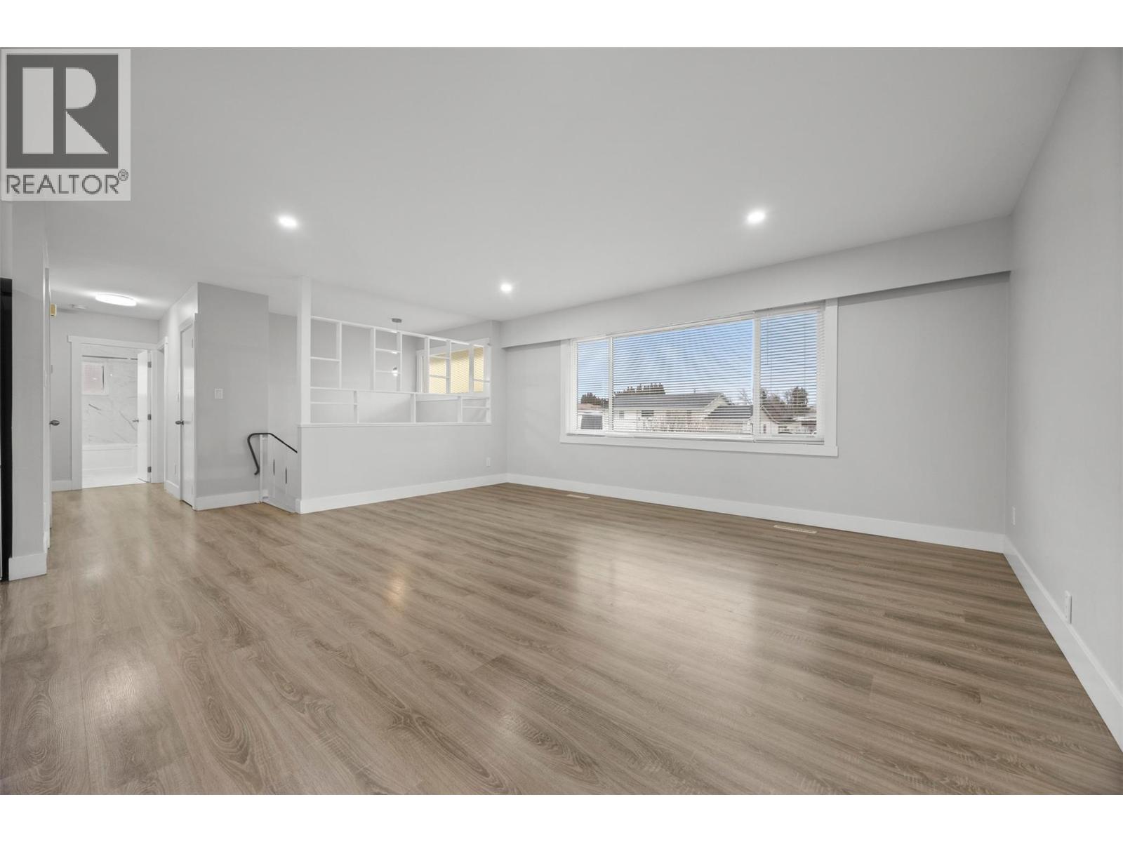 245 Adventure Road, Kelowna, British Columbia  V1X 1N5 - Photo 5 - 10372777