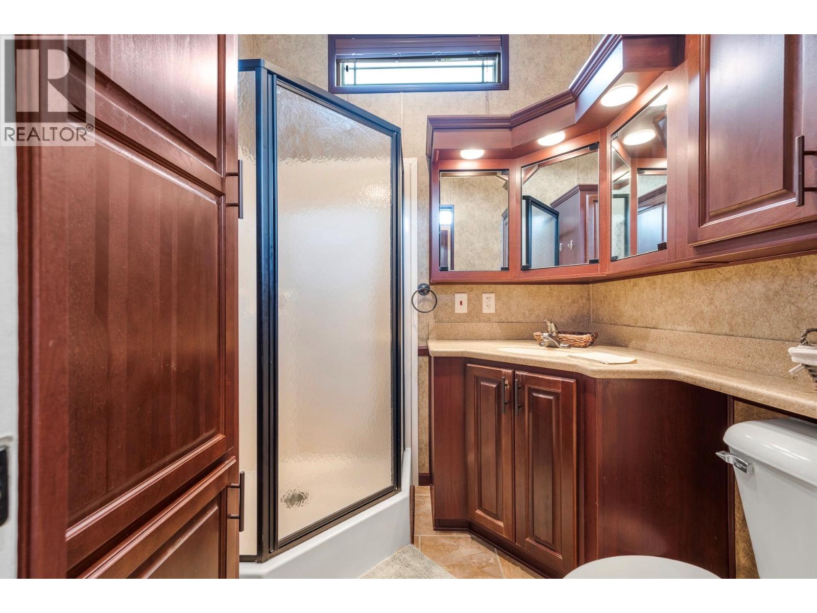 8000 Highland Road Unit# 172, Vernon, British Columbia  V1B 3W5 - Photo 13 - 10372175
