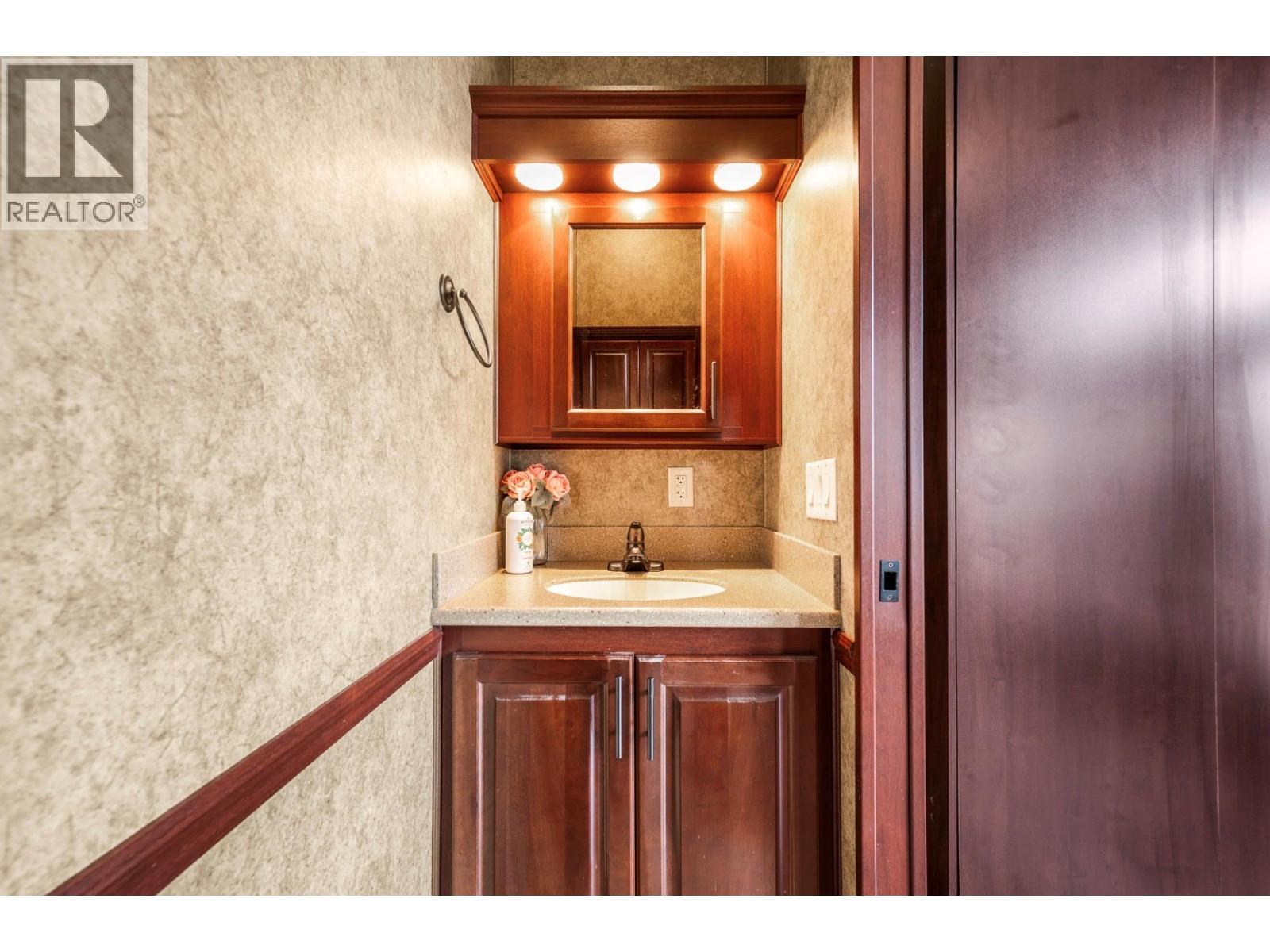 8000 Highland Road Unit# 172, Vernon, British Columbia  V1B 3W5 - Photo 20 - 10372175