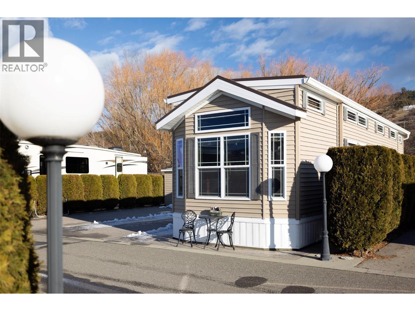 8000 Highland Road Unit# 172, Vernon, British Columbia  V1B 3W5 - Photo 3 - 10372175