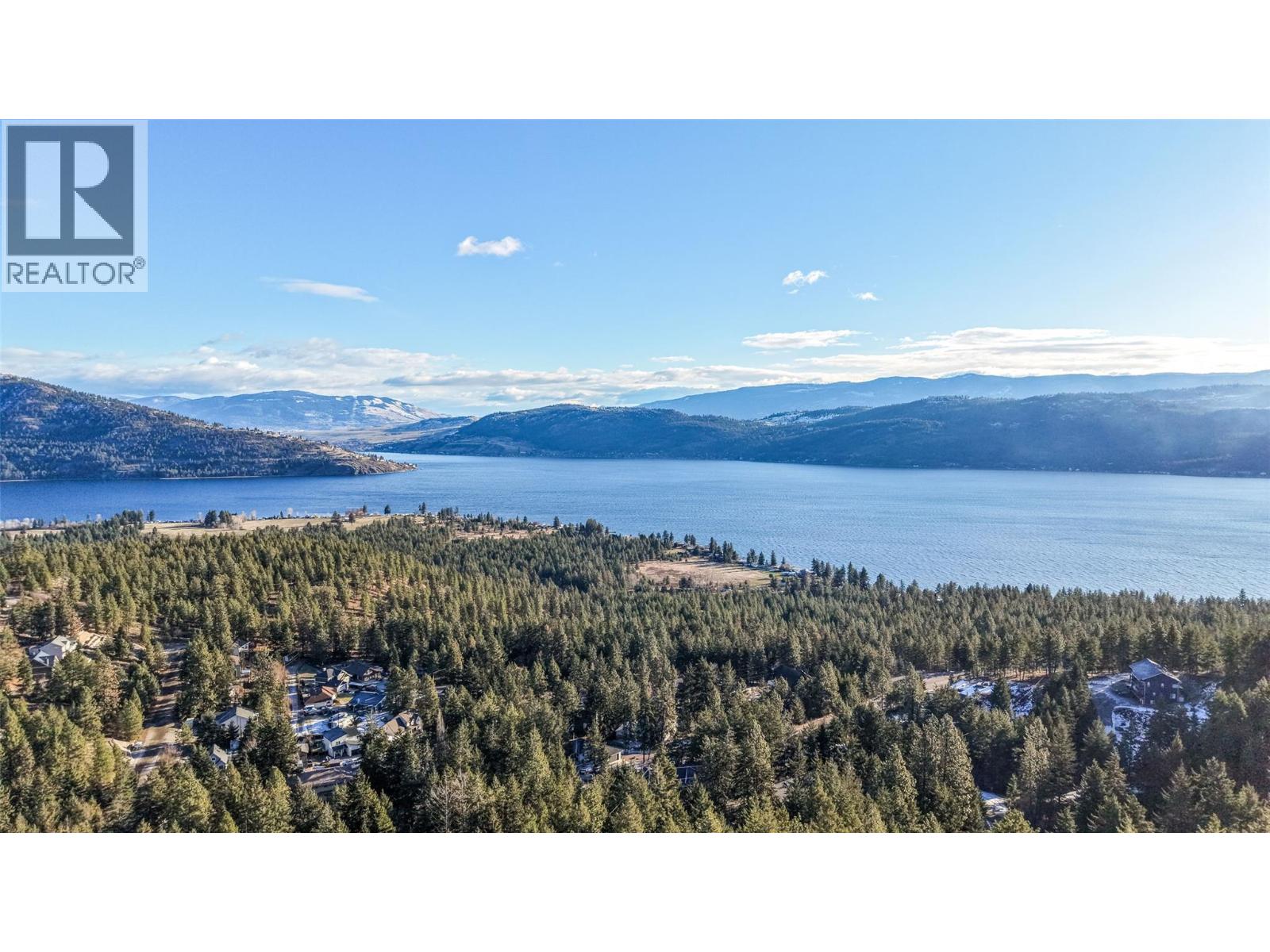 132 Crown Crescent, Vernon, British Columbia  V1H 2C3 - Photo 2 - 10372473