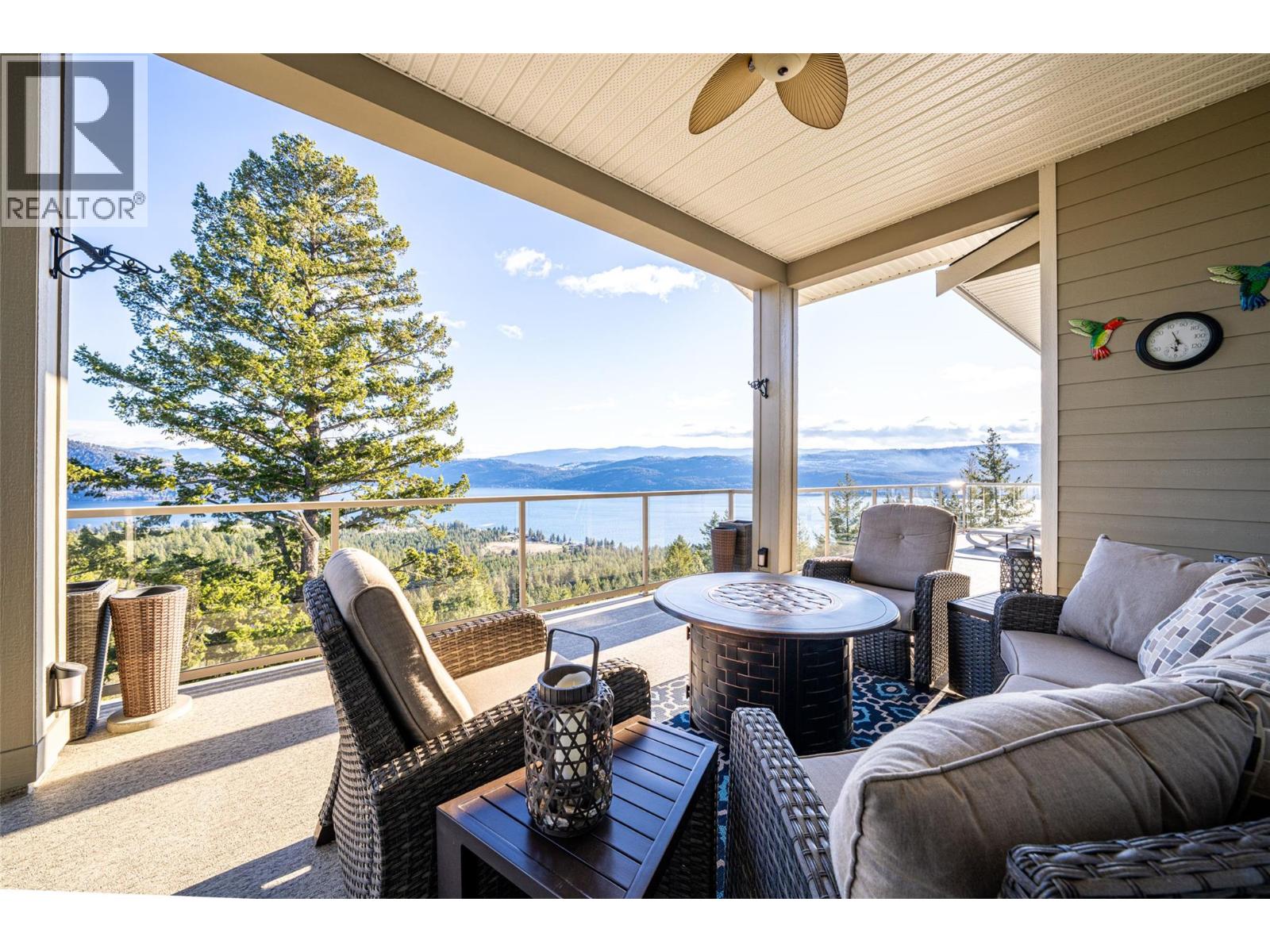 132 Crown Crescent, Vernon, British Columbia  V1H 2C3 - Photo 6 - 10372473
