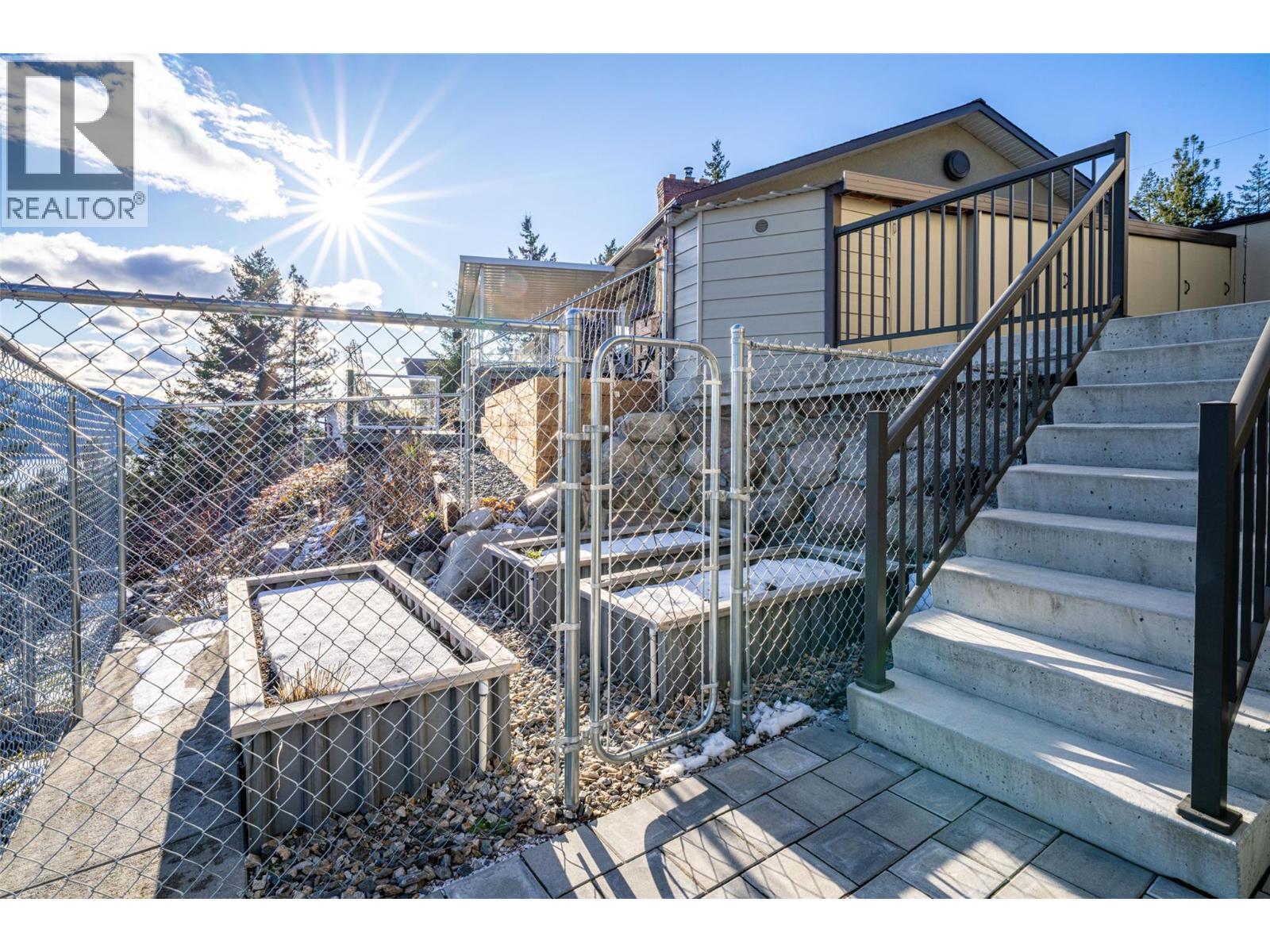 132 Crown Crescent, Vernon, British Columbia  V1H 2C3 - Photo 71 - 10372473