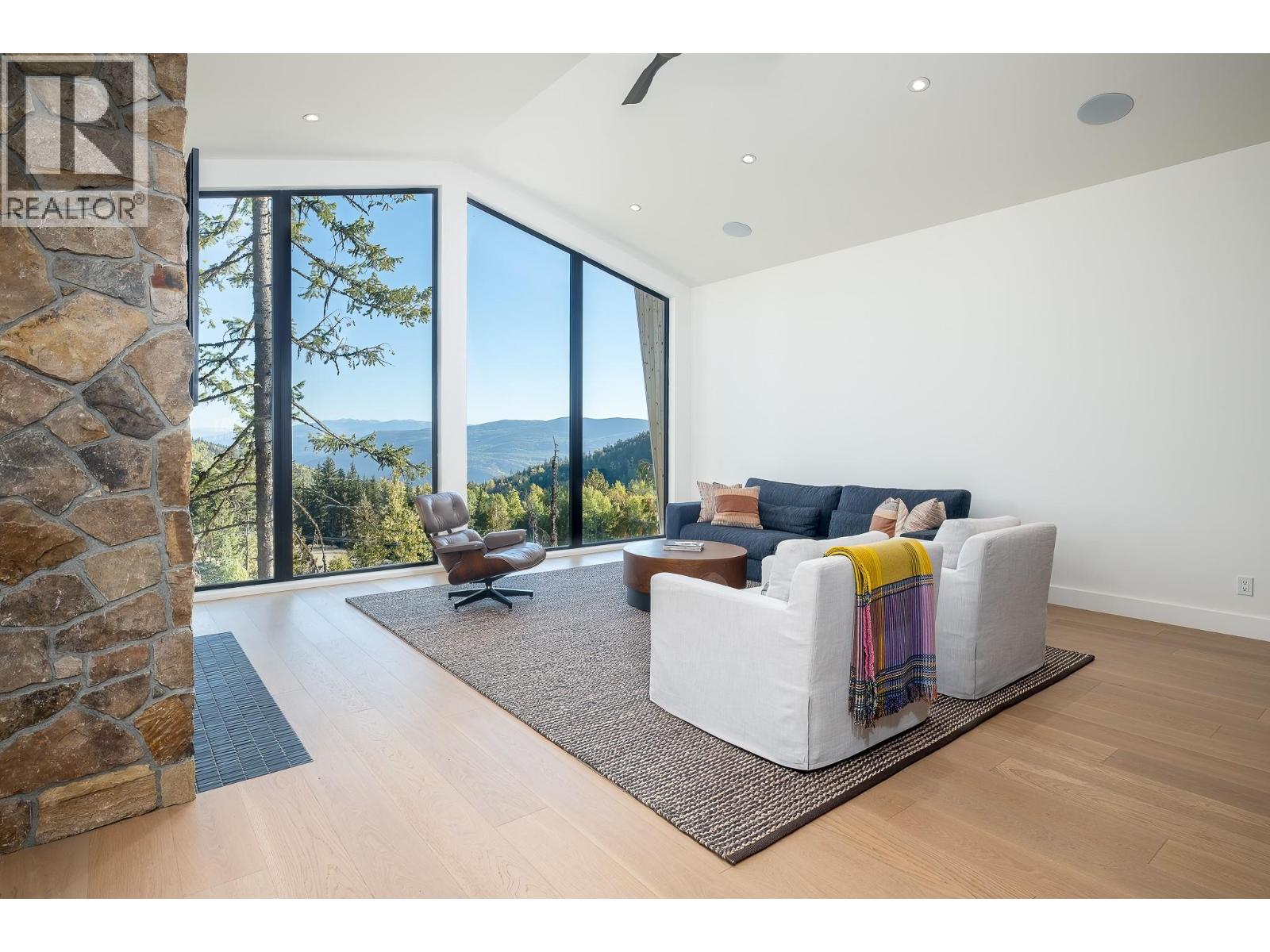 322 Larch Terrace, Rossland, British Columbia  V0G 1Y0 - Photo 13 - 10370827