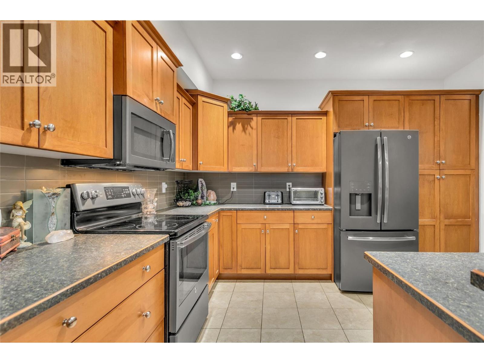 1961 Durnin Road Unit# 104, Kelowna, British Columbia  V1X 7Z6 - Photo 4 - 10372755