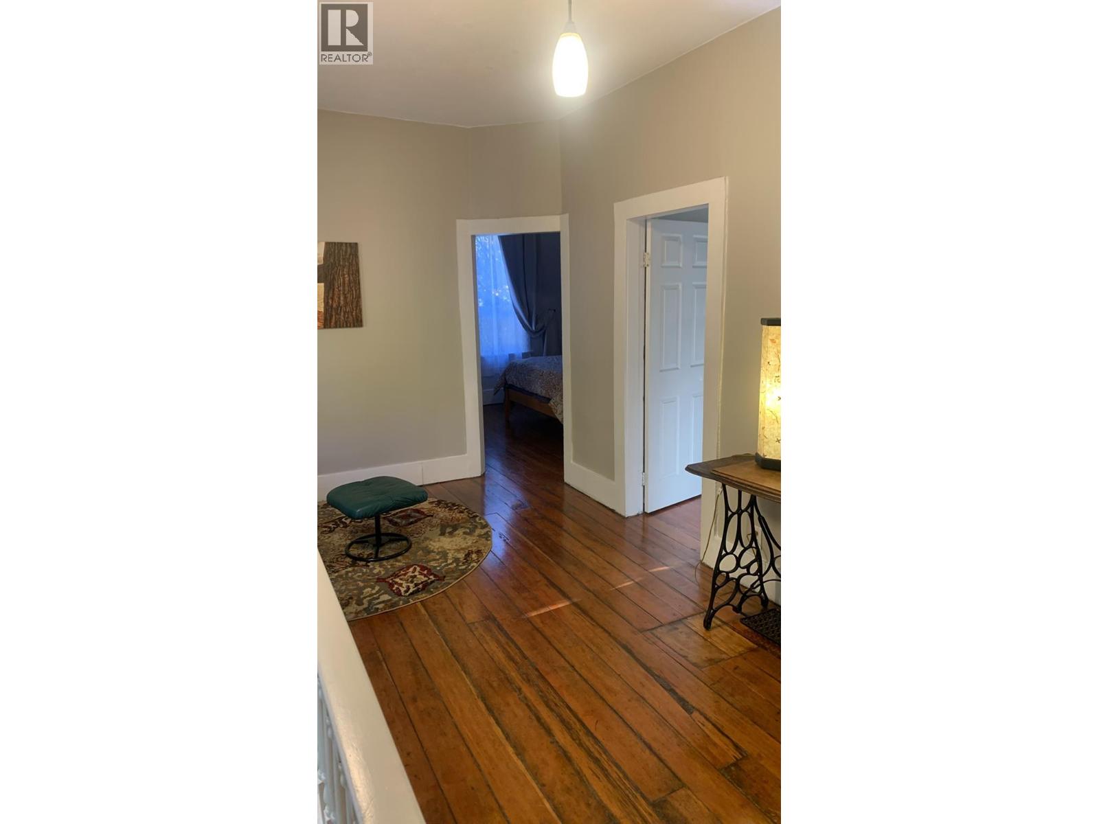 915 Front Street, Nelson, British Columbia  V1L 4C1 - Photo 11 - 10372456