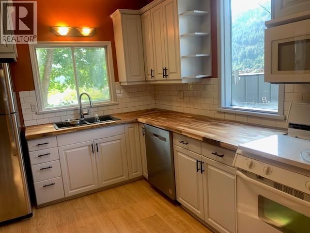 915 Front Street, Nelson, British Columbia  V1L 4C1 - Photo 6 - 10372456
