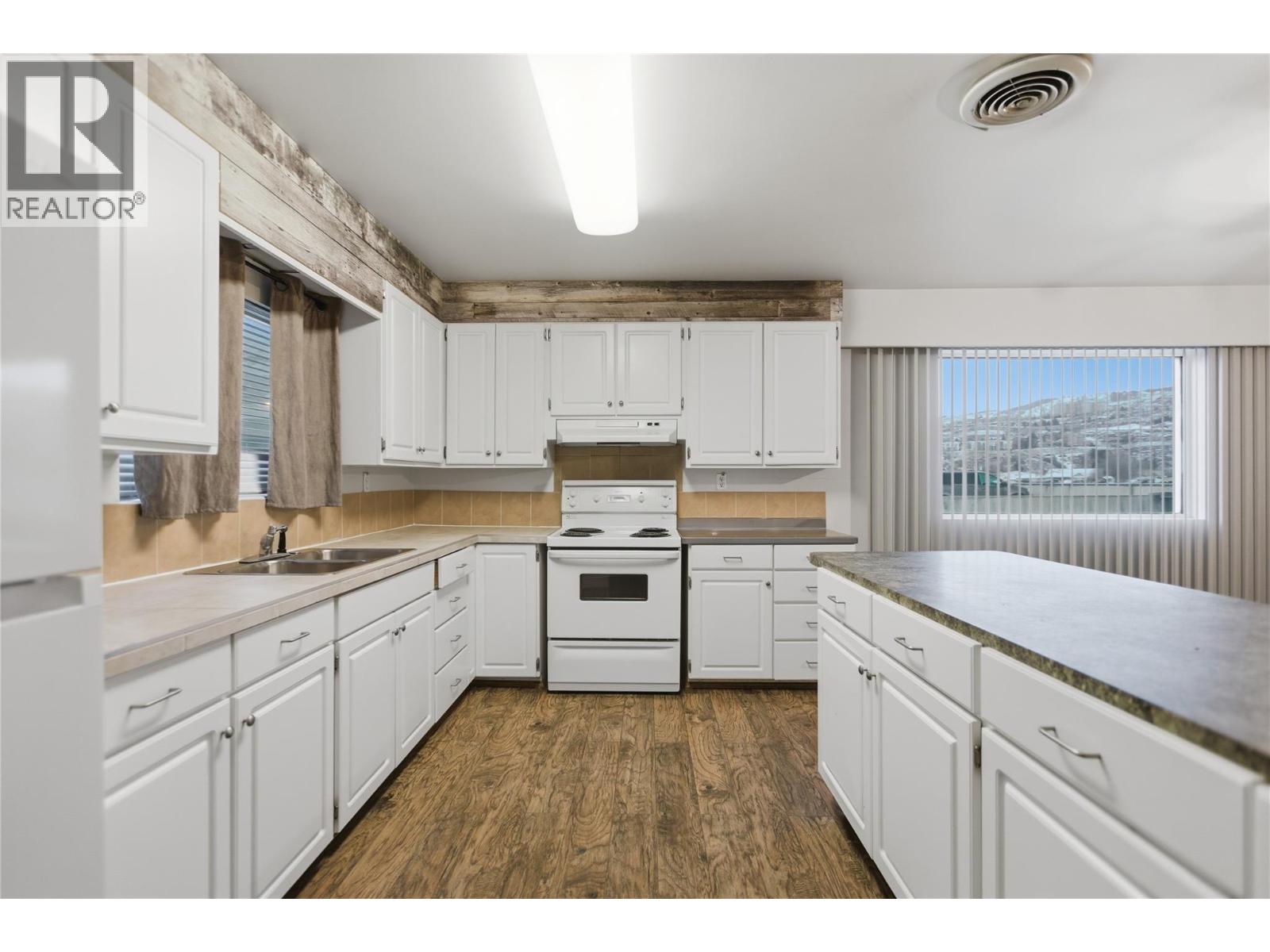 386 Tranquille Road, Kamloops, British Columbia  V2B 3G7 - Photo 6 - 10372620