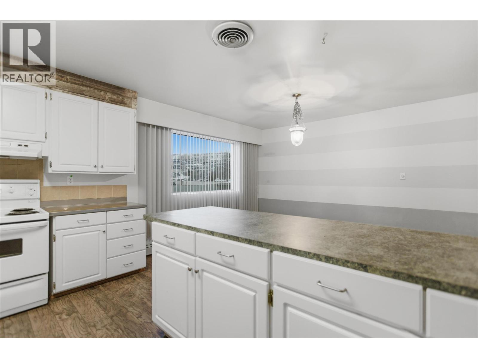 386 Tranquille Road, Kamloops, British Columbia  V2B 3G7 - Photo 7 - 10372620