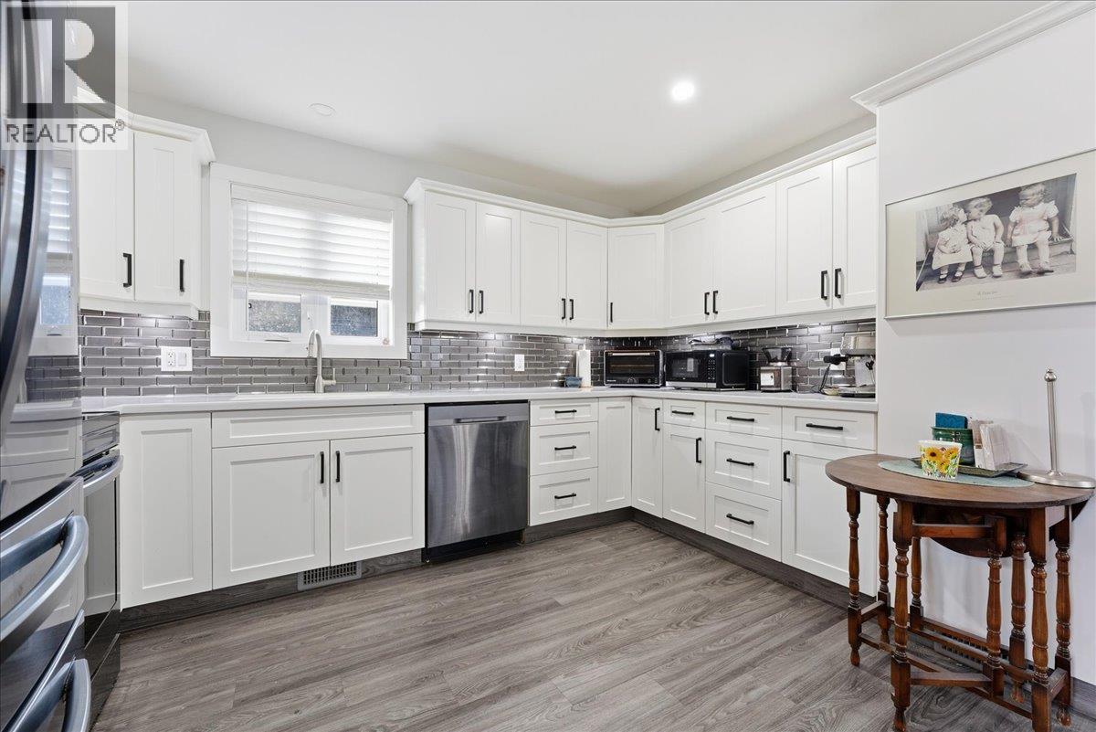 1705 Hillier Road E Unit# 11, Sicamous, British Columbia  V0E 2V4 - Photo 4 - 10372763