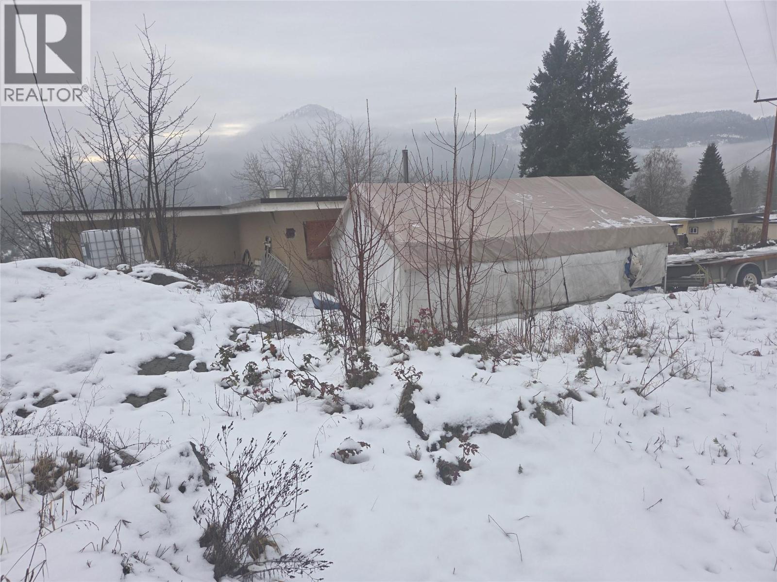 1381 3b Highway, Warfield, British Columbia  V1R 4L3 - Photo 26 - 10372814
