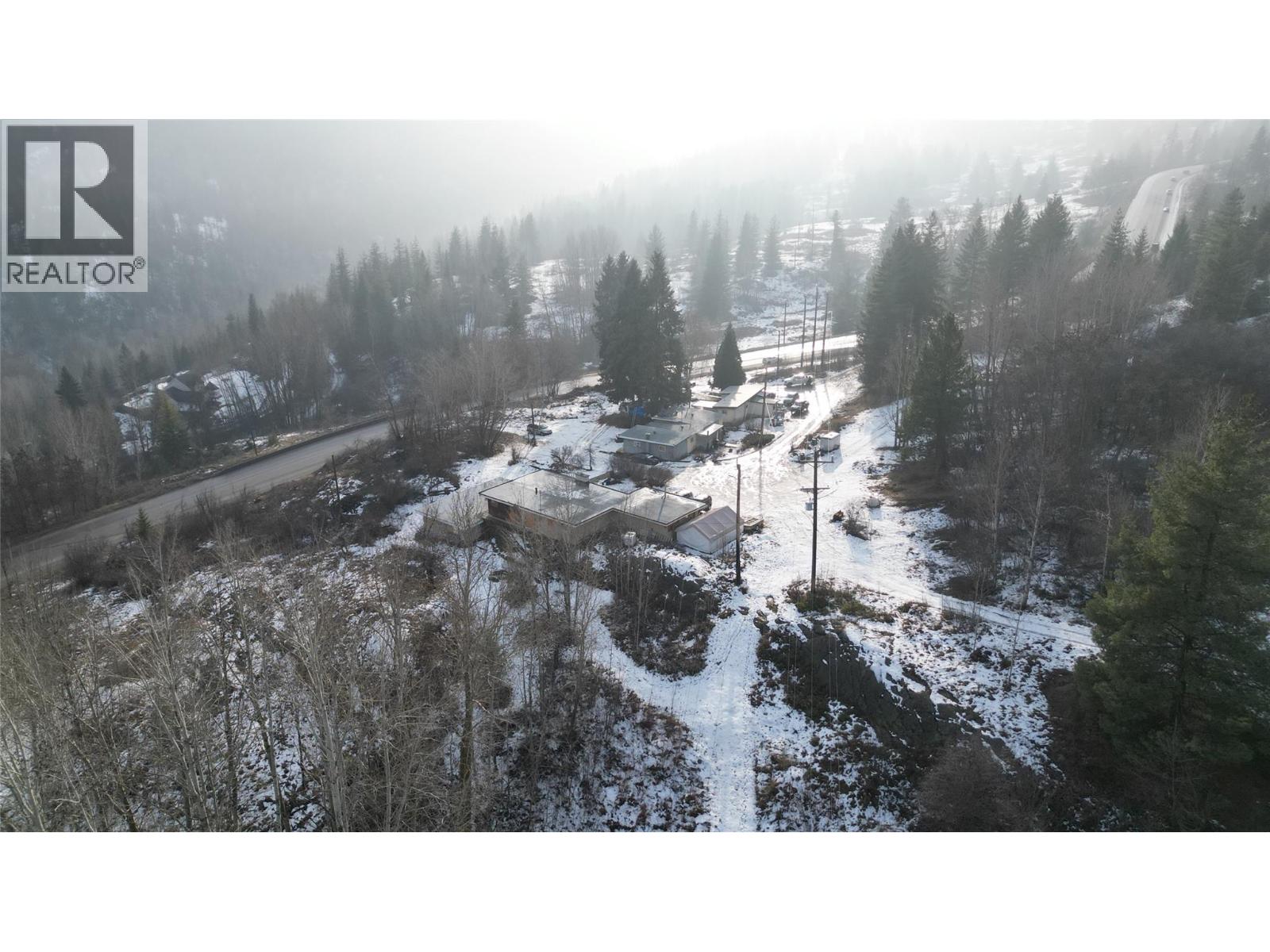 1381 3b Highway, Warfield, British Columbia  V1R 4L3 - Photo 8 - 10372814