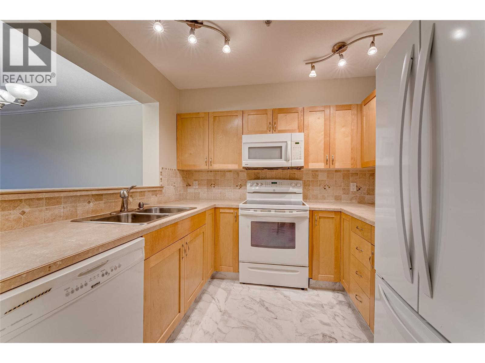 3320 Centennial Drive Unit# 102, Vernon, British Columbia  V1T 9M4 - Photo 9 - 10372086