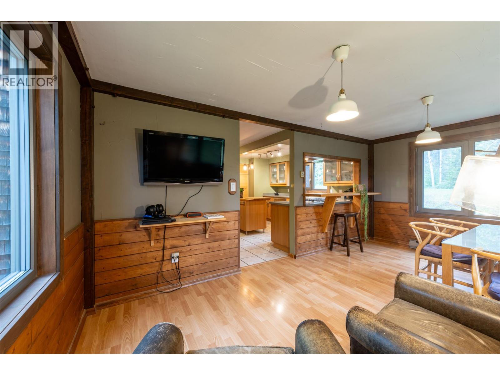 1615 Campbell Road, Golden, British Columbia  V0A 1H7 - Photo 24 - 10372773