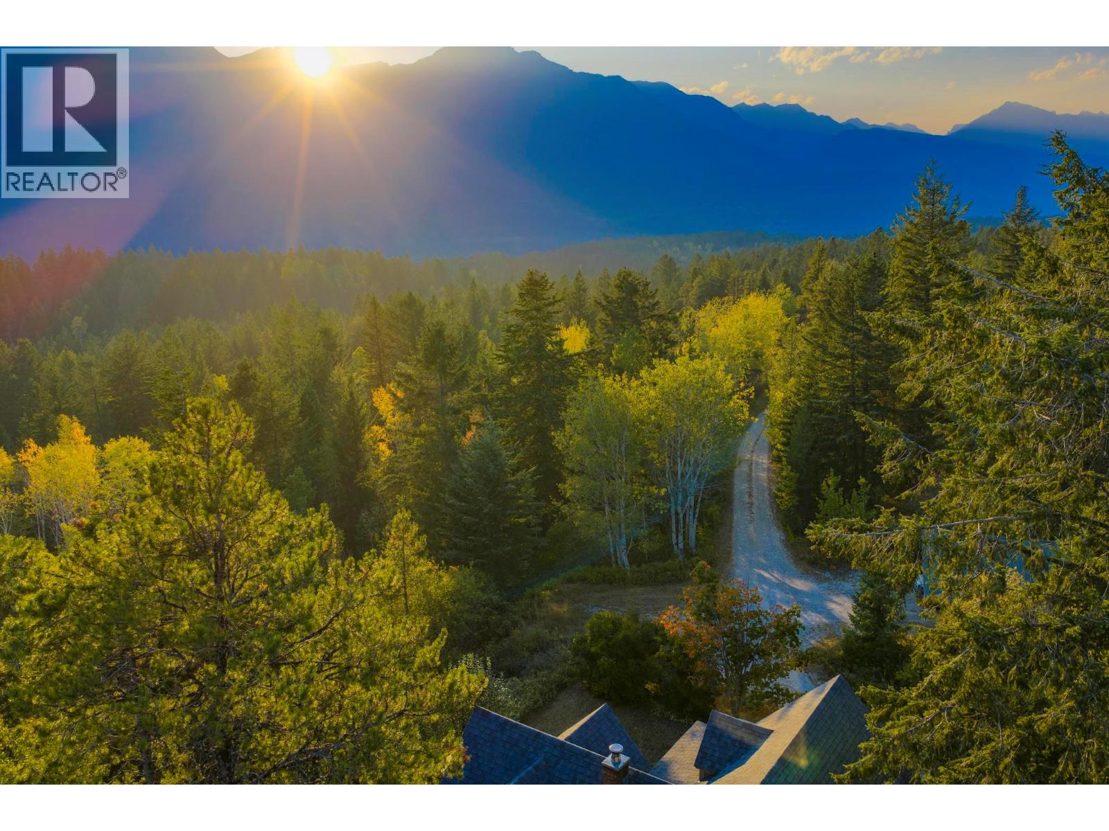 1615 Campbell Road, Golden, British Columbia  V0A 1H7 - Photo 82 - 10372773