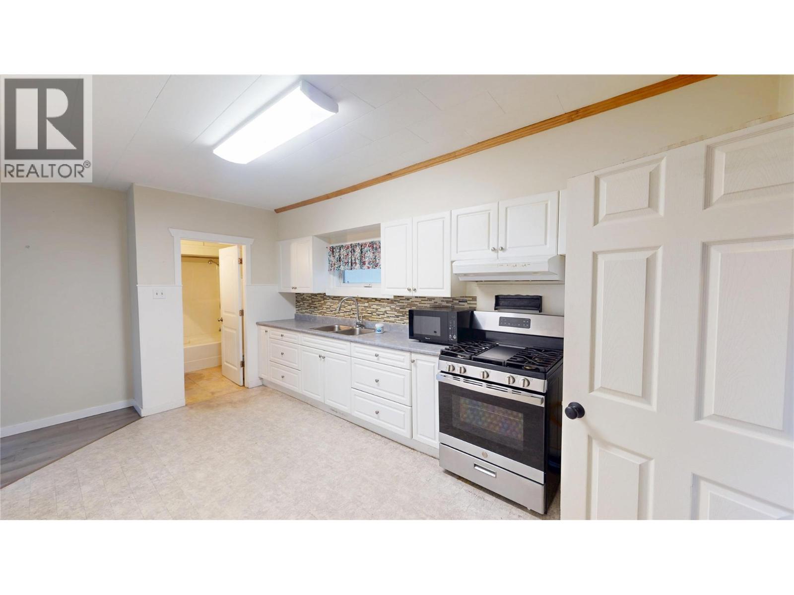 201r 9th Avenue S, Cranbrook, British Columbia  V1C 2M4 - Photo 17 - 10372790