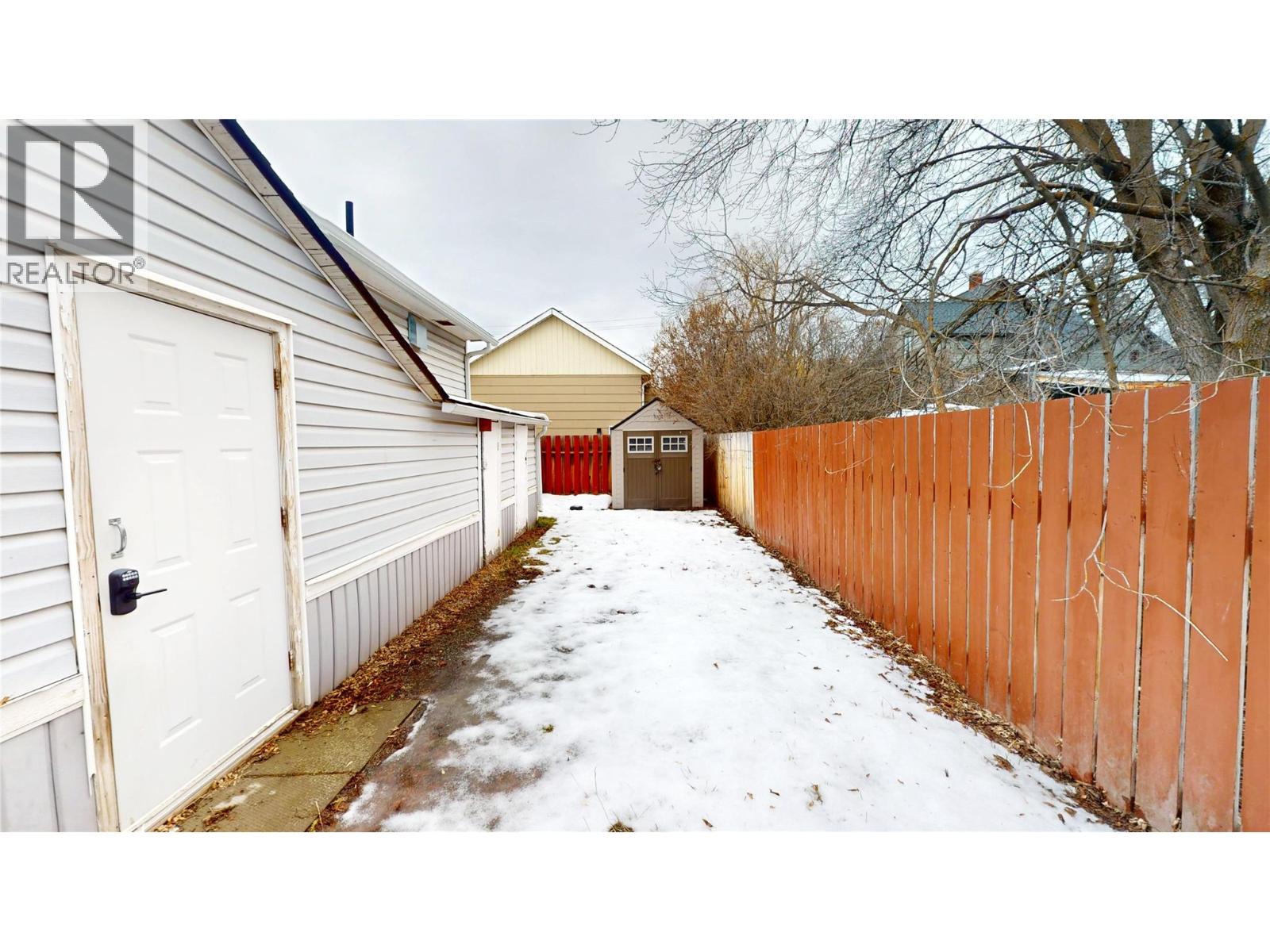 201r 9th Avenue S, Cranbrook, British Columbia  V1C 2M4 - Photo 37 - 10372790