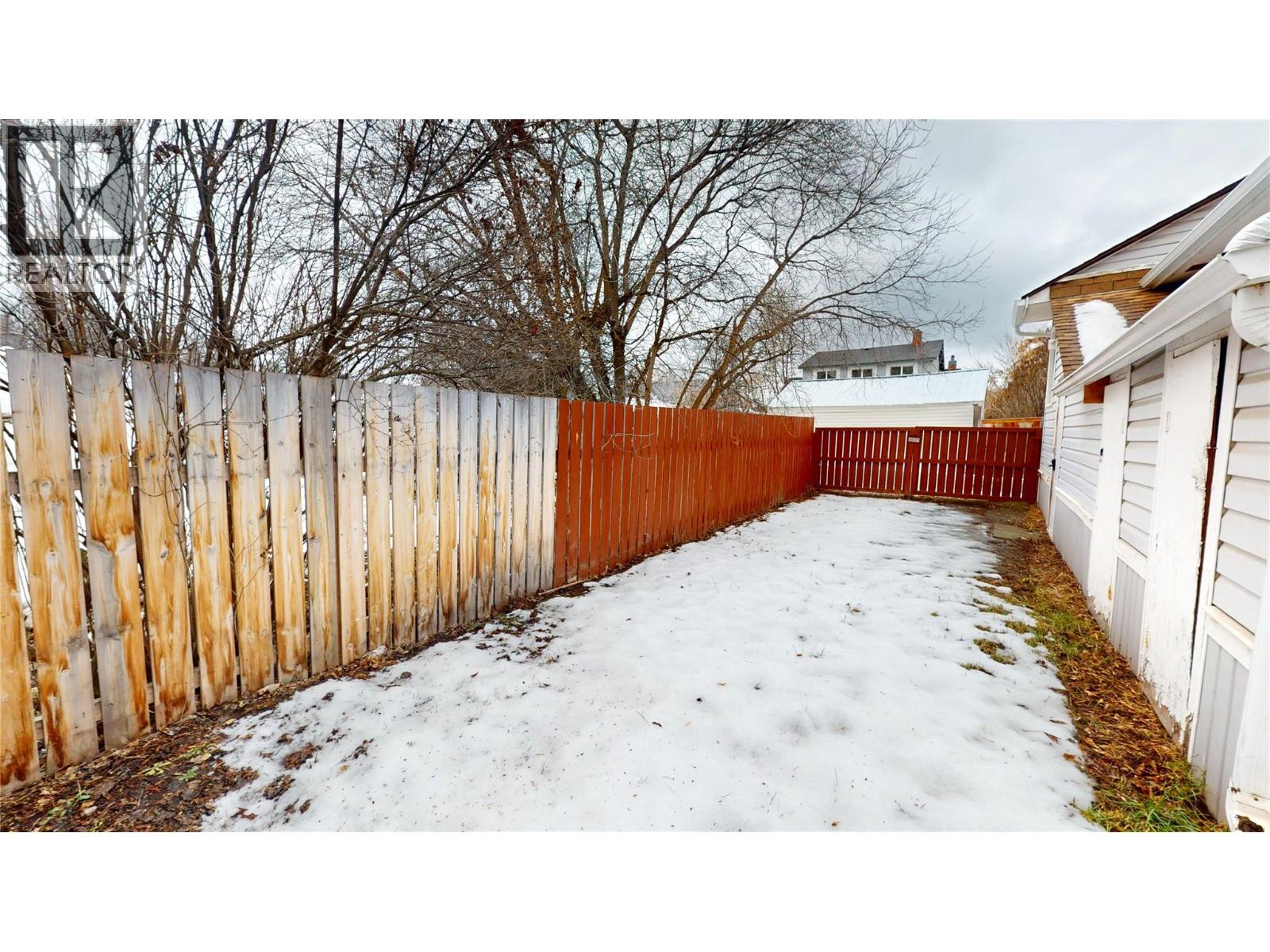201r 9th Avenue S, Cranbrook, British Columbia  V1C 2M4 - Photo 38 - 10372790