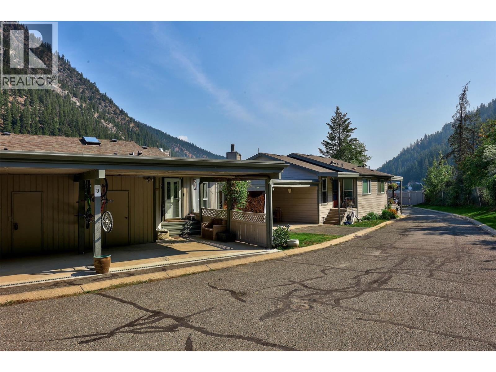 1801 Paul Lake Road Unit# 3, Kamloops, British Columbia  V2H 1N7 - Photo 5 - 10372828