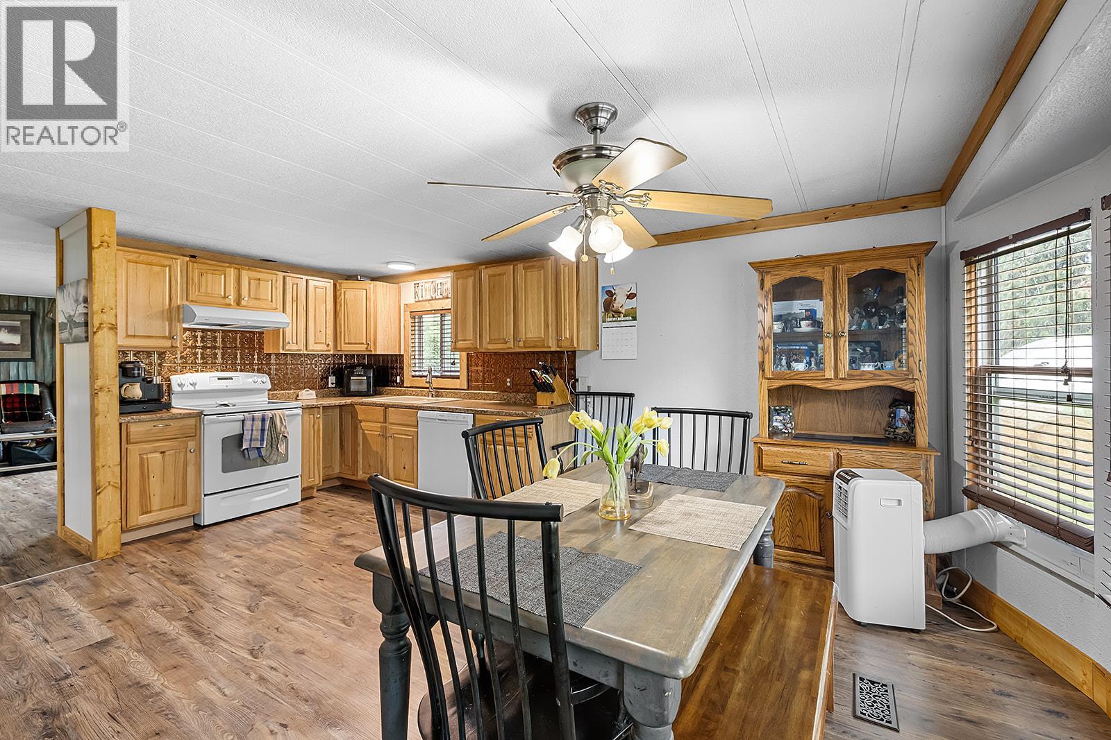 1077 Goat River South Road, Creston, British Columbia  V0B 1G1 - Photo 7 - 10372551
