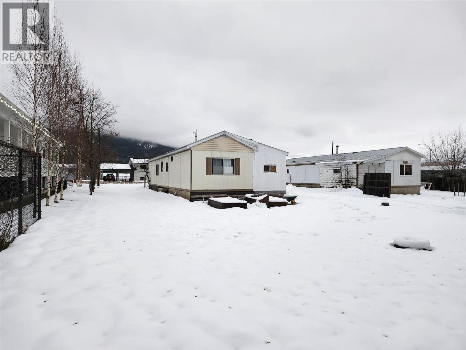 327 Edward Street, Revelstoke, British Columbia  V0E 2S0 - Photo 12 - 10372312