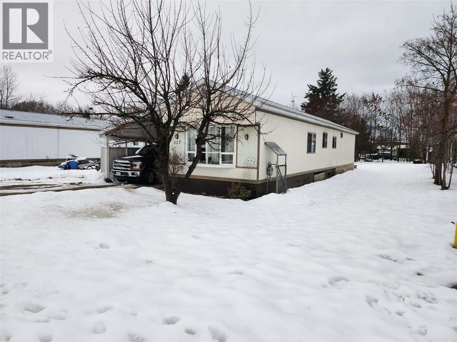 327 Edward Street, Revelstoke, British Columbia  V0E 2S0 - Photo 2 - 10372312