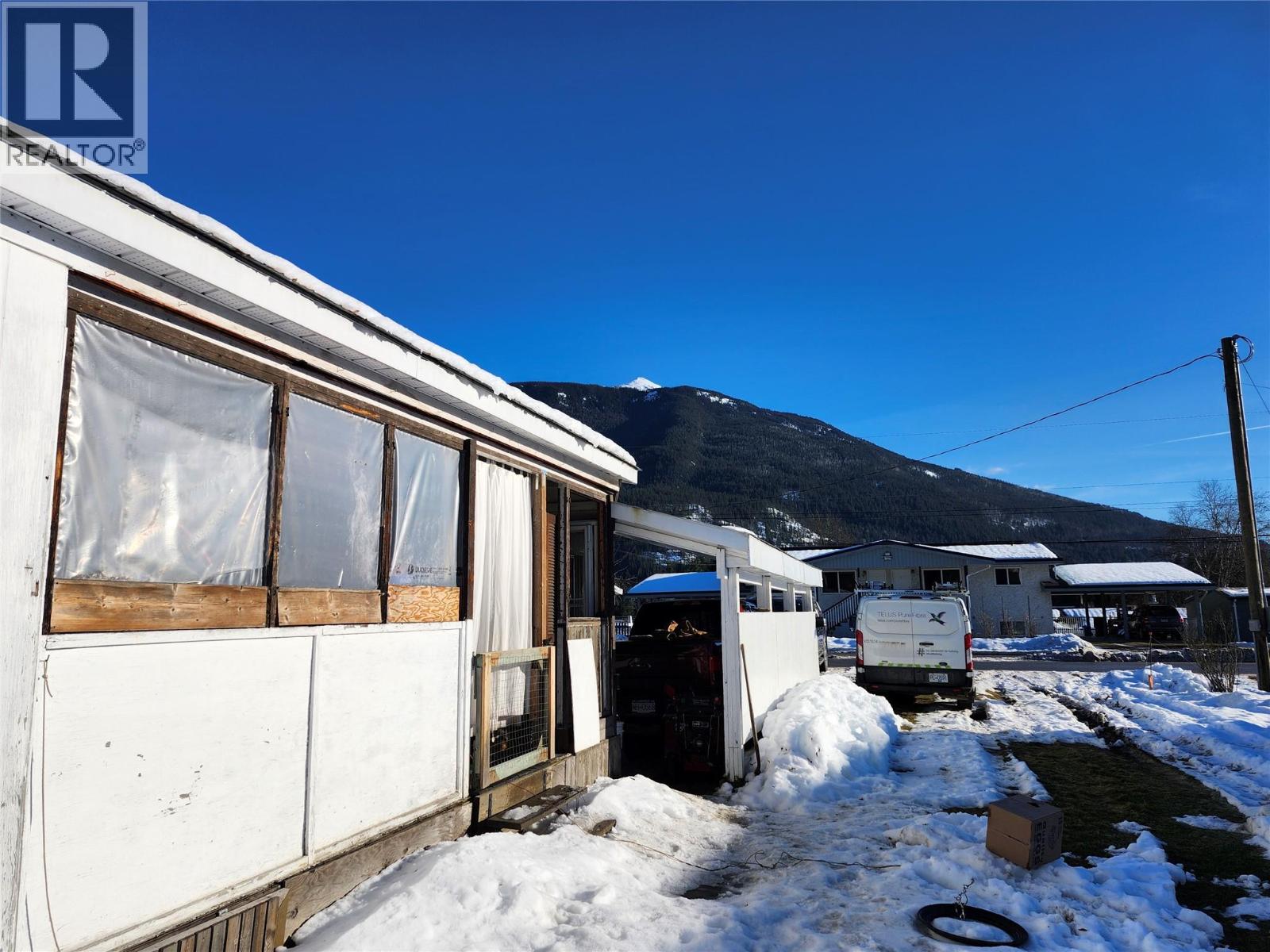 327 Edward Street, Revelstoke, British Columbia  V0E 2S0 - Photo 34 - 10372312