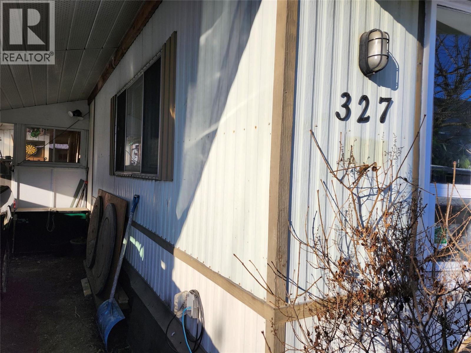 327 Edward Street, Revelstoke, British Columbia  V0E 2S0 - Photo 37 - 10372312