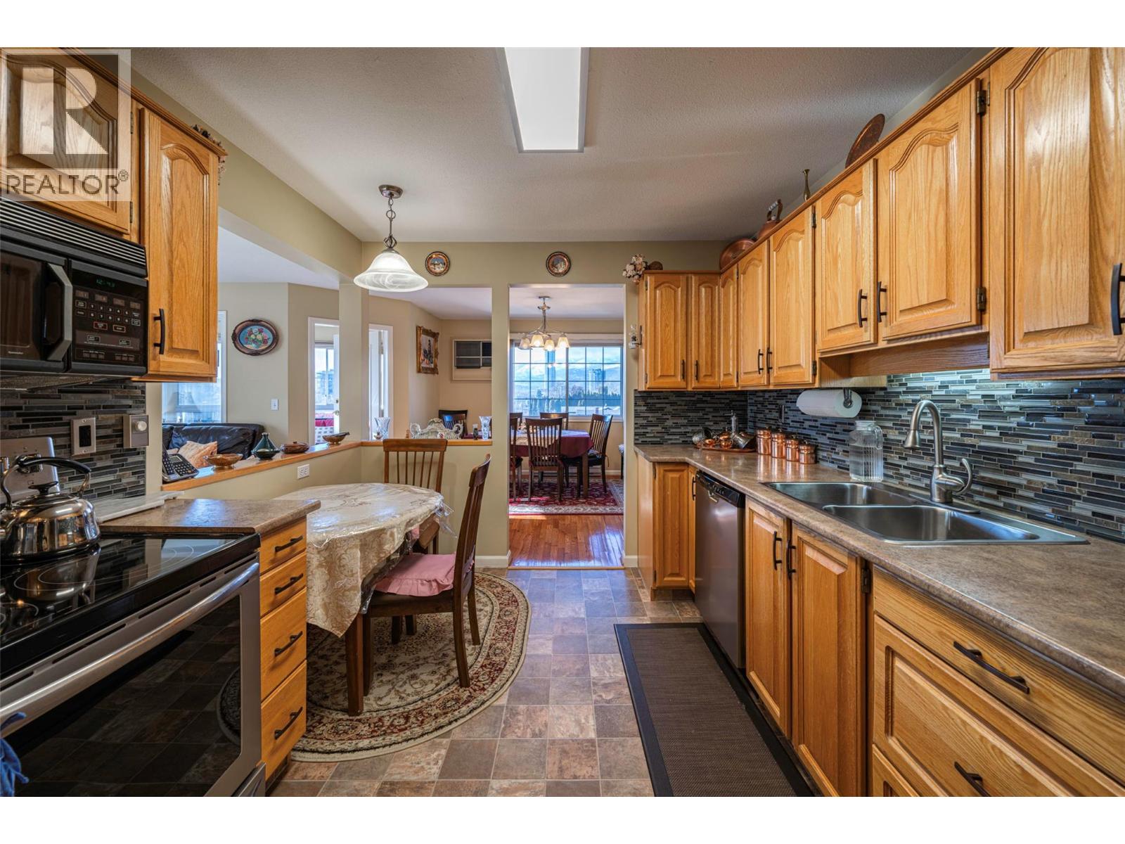 945 Lawrence Avenue Unit# 308, Kelowna, British Columbia  V1Y 6M3 - Photo 9 - 10372319