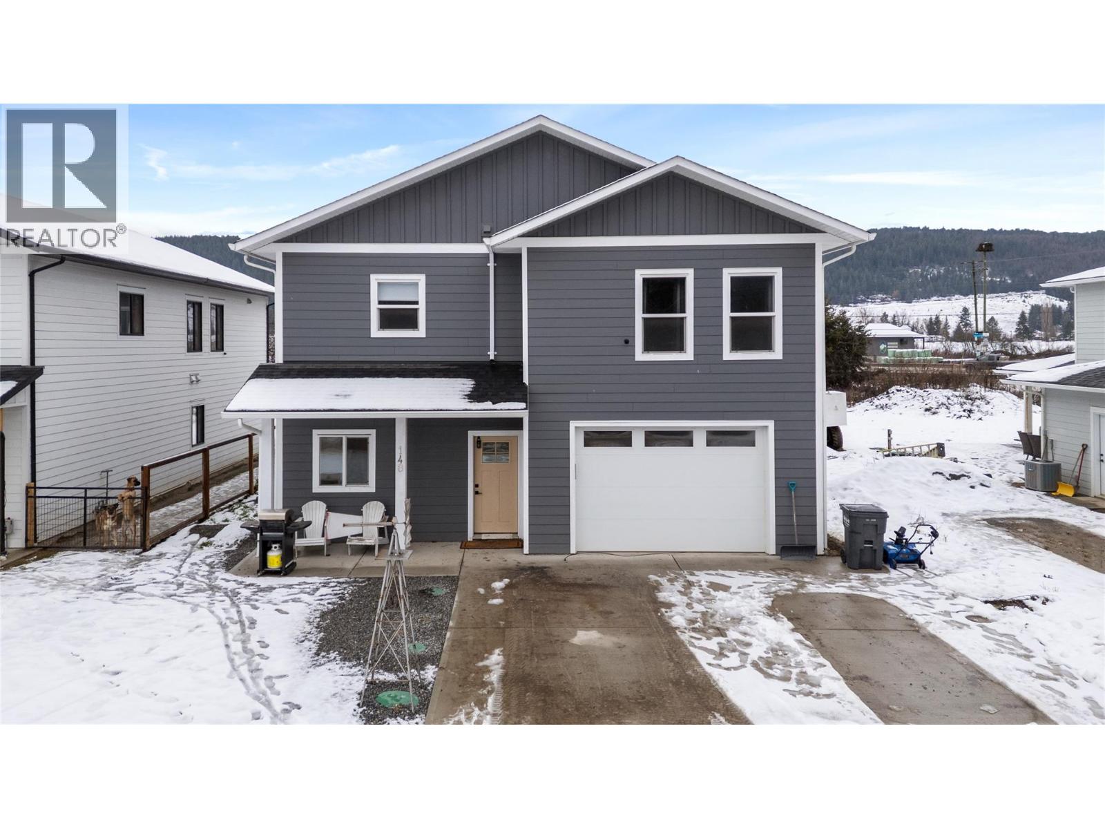 148 4th Avenue, Grindrod, British Columbia  V0E 1Y0 - Photo 2 - 10372295