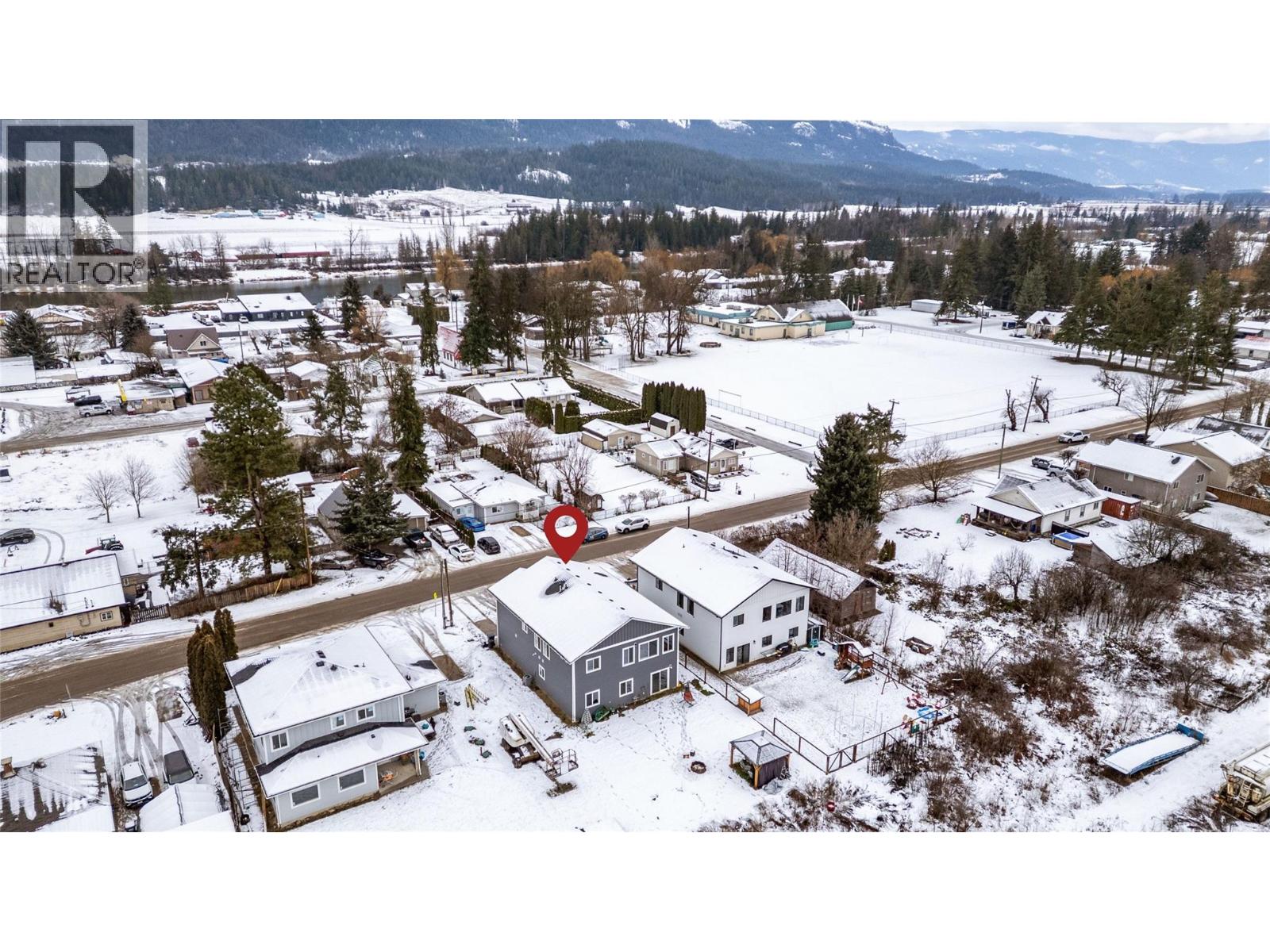 148 4th Avenue, Grindrod, British Columbia  V0E 1Y0 - Photo 39 - 10372295