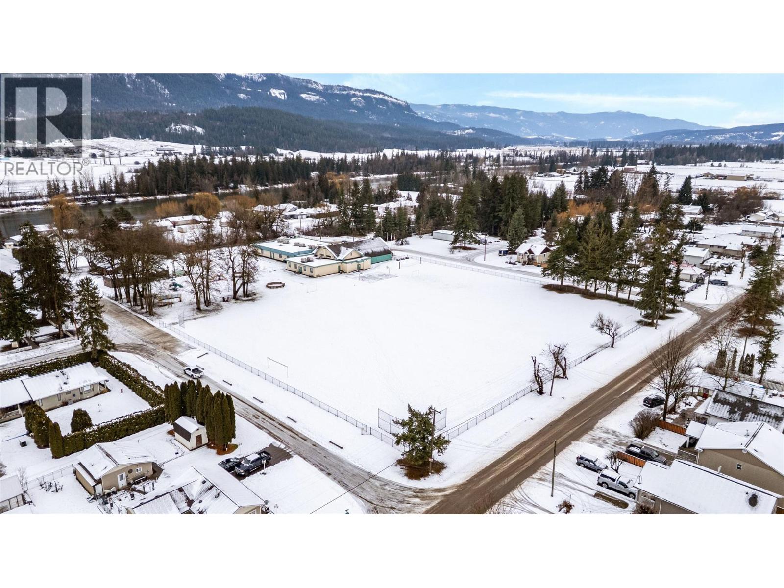 148 4th Avenue, Grindrod, British Columbia  V0E 1Y0 - Photo 45 - 10372295