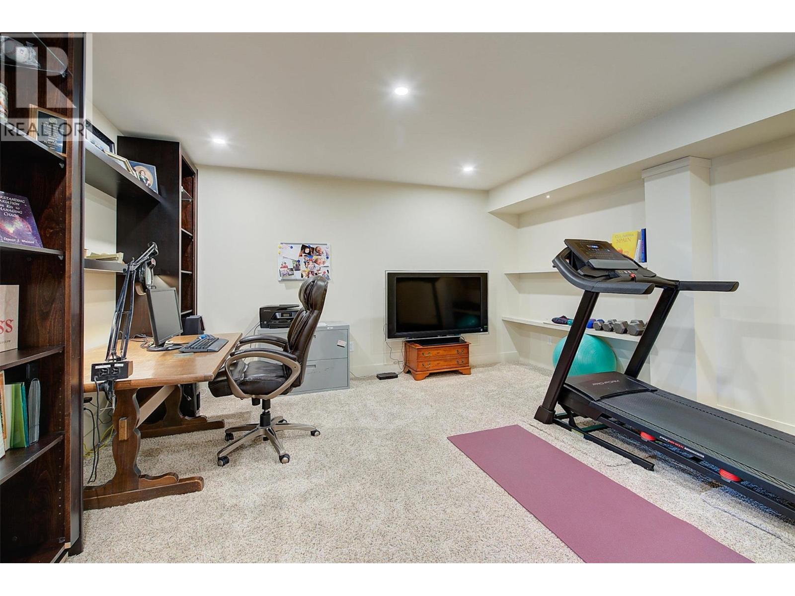 2135 Madera Court, Westbank, British Columbia  V4T 3H7 - Photo 38 - 10372797