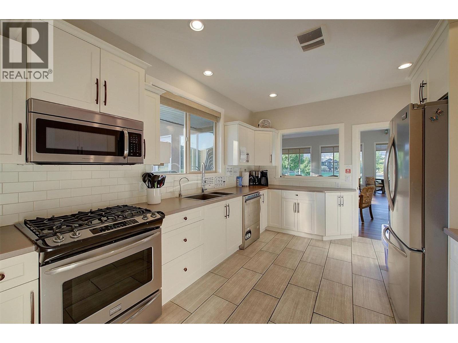 2135 Madera Court, Westbank, British Columbia  V4T 3H7 - Photo 51 - 10372797