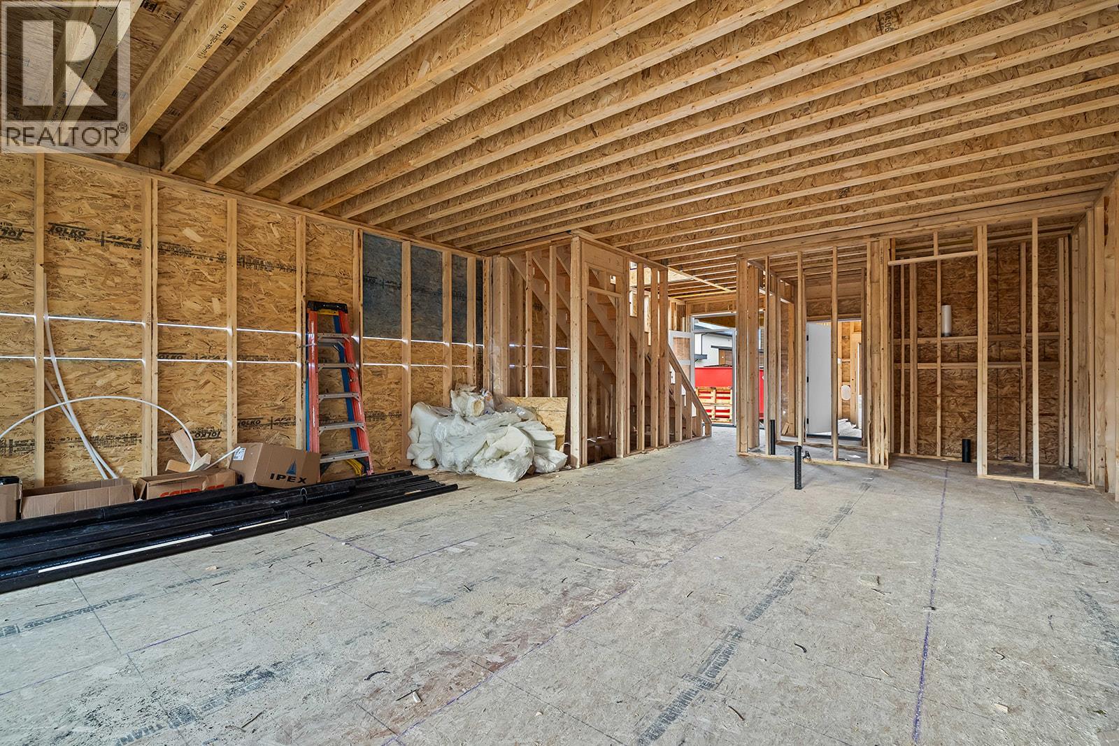 1715 Treffry Place, Summerland, British Columbia  V0H 1Z9 - Photo 6 - 10372525