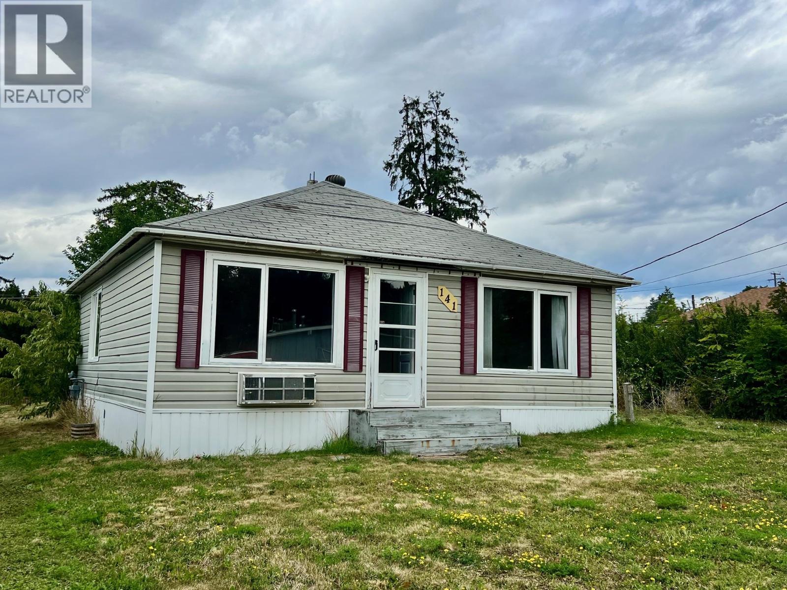 141 15th Avenue N, creston, British Columbia