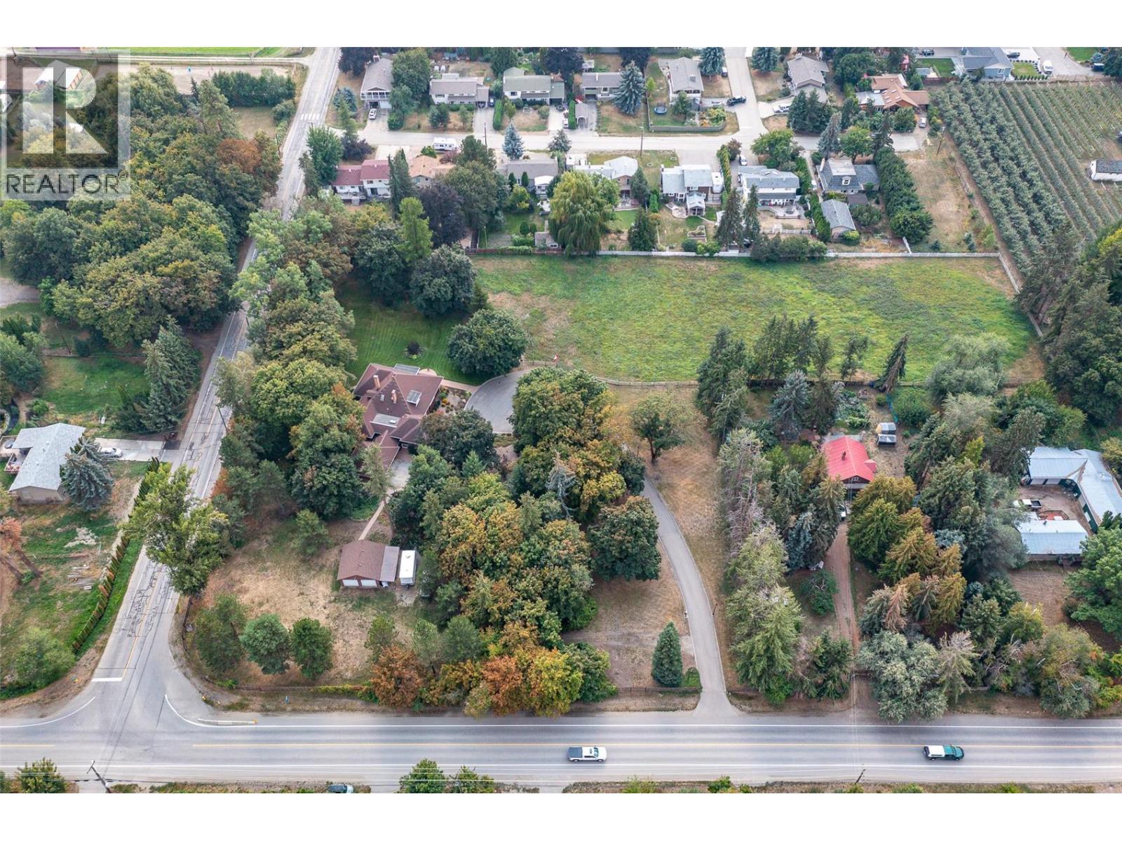 9310 Kalamalka Road, Coldstream, British Columbia  V1B 1L1 - Photo 2 - 10372923