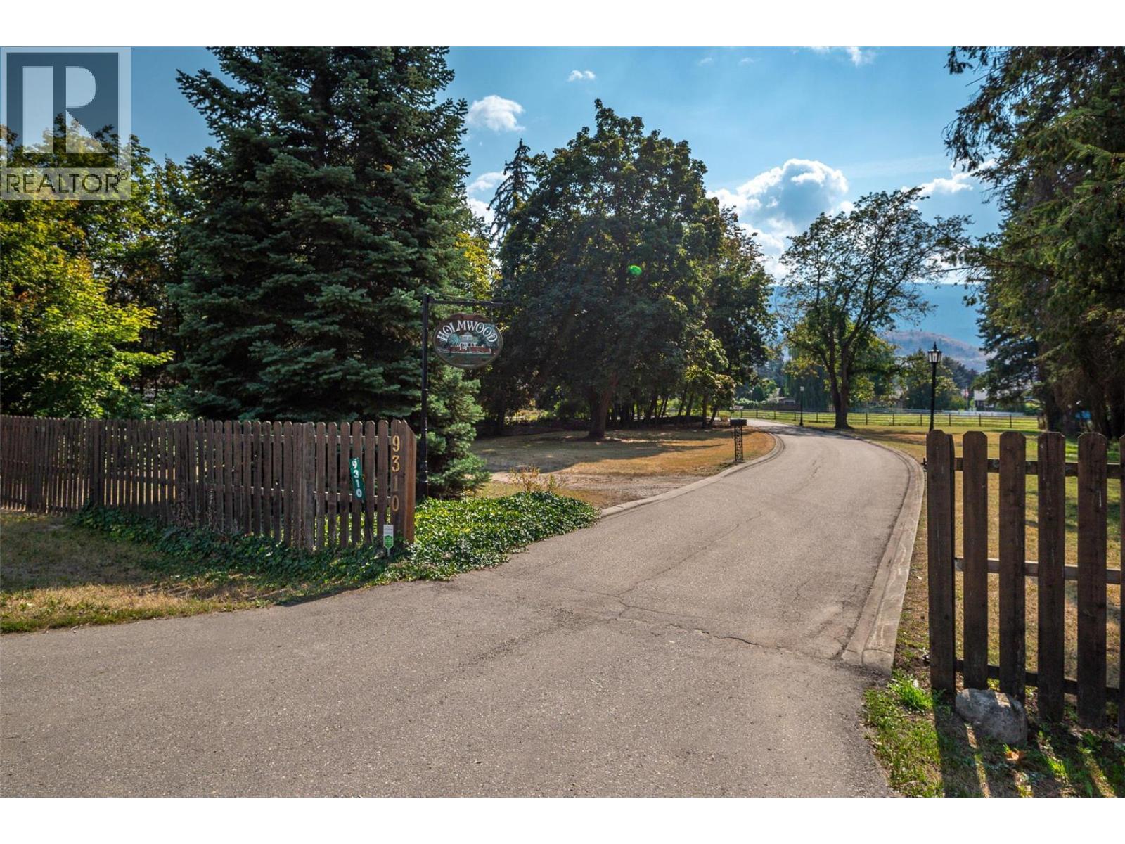 9310 Kalamalka Road, Coldstream, British Columbia  V1B 1L1 - Photo 60 - 10372923