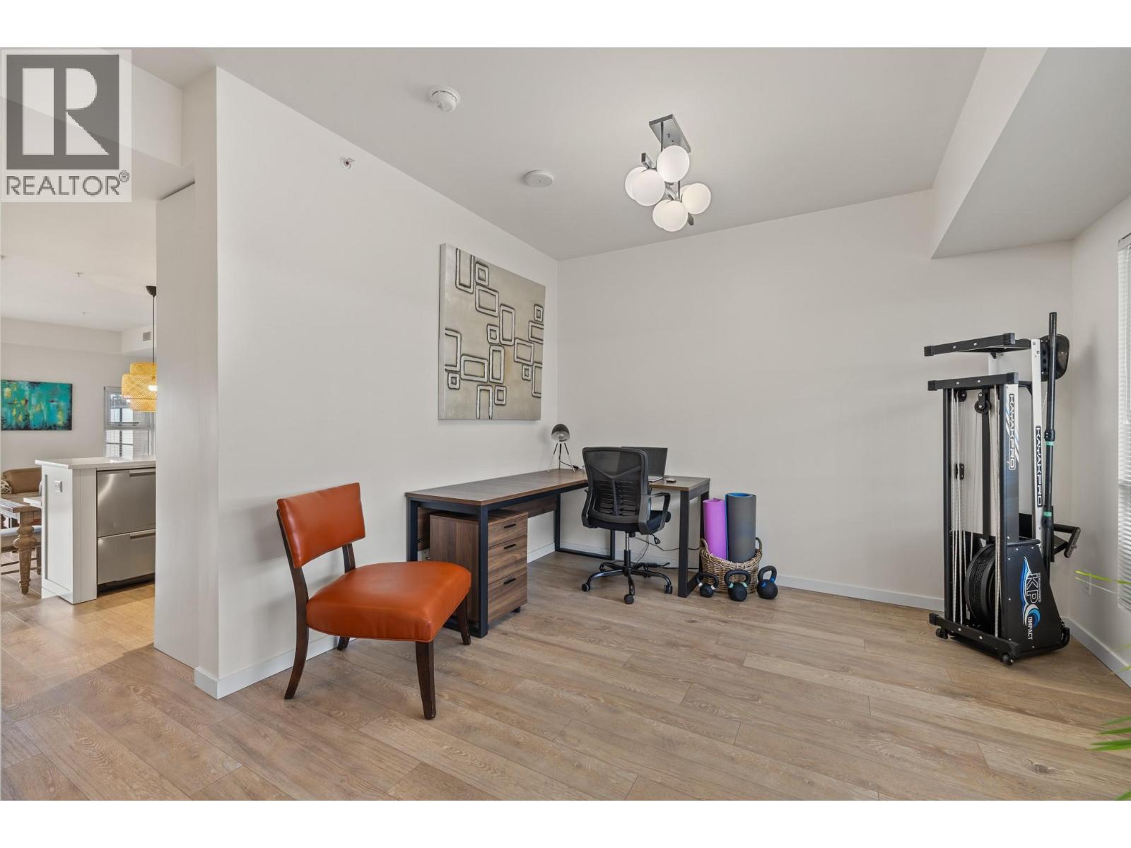 3030 Pandosy Street Unit# 316, Kelowna, British Columbia  V1Y 0C4 - Photo 4 - 10372811
