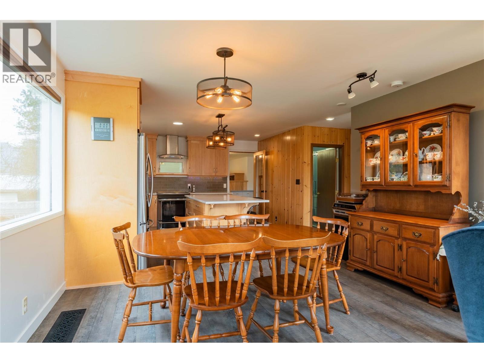 6943 Kanigan Road, Appledale, British Columbia  V0G 2J0 - Photo 28 - 10372926