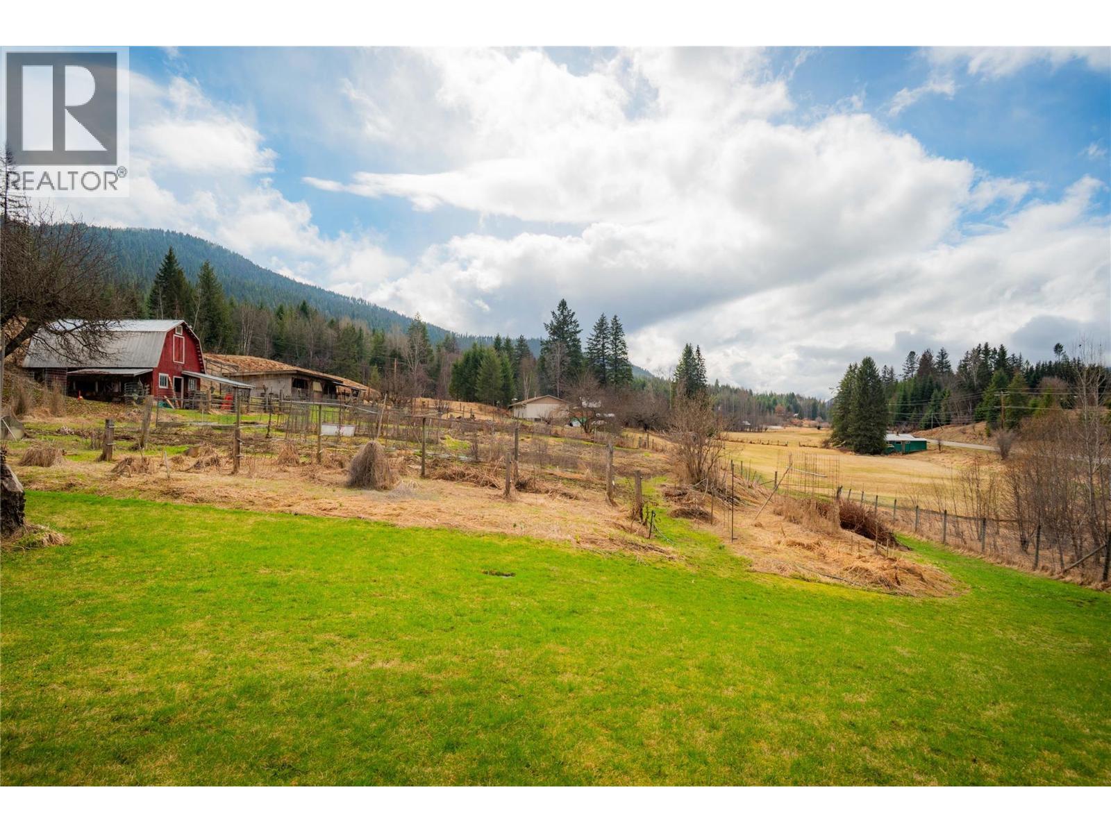 6943 Kanigan Road, Appledale, British Columbia  V0G 2J0 - Photo 70 - 10372926