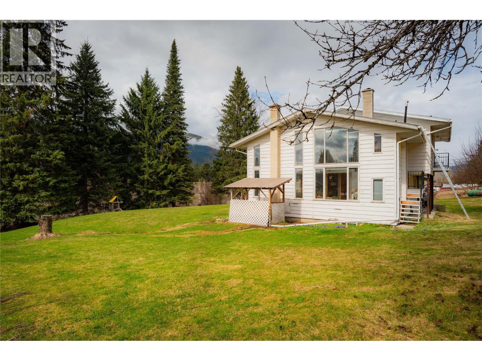 6943 Kanigan Road, Appledale, British Columbia  V0G 2J0 - Photo 73 - 10372926