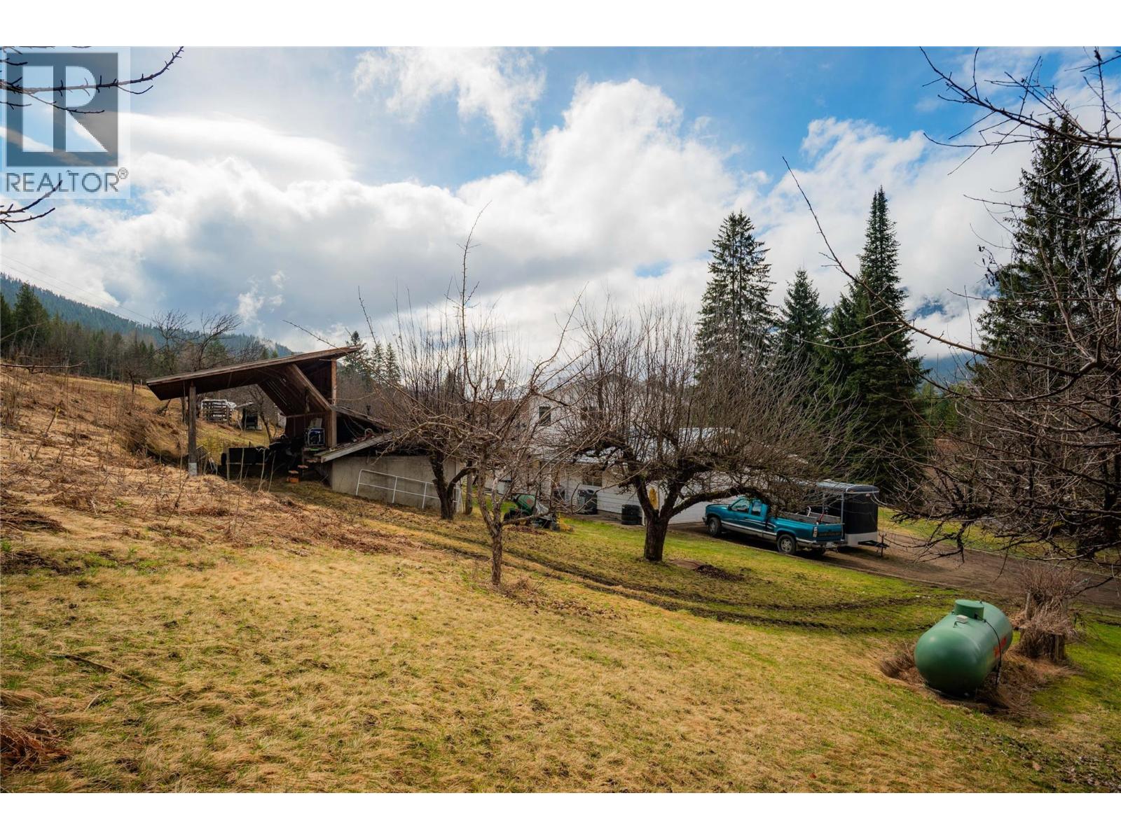 6943 Kanigan Road, Appledale, British Columbia  V0G 2J0 - Photo 78 - 10372926