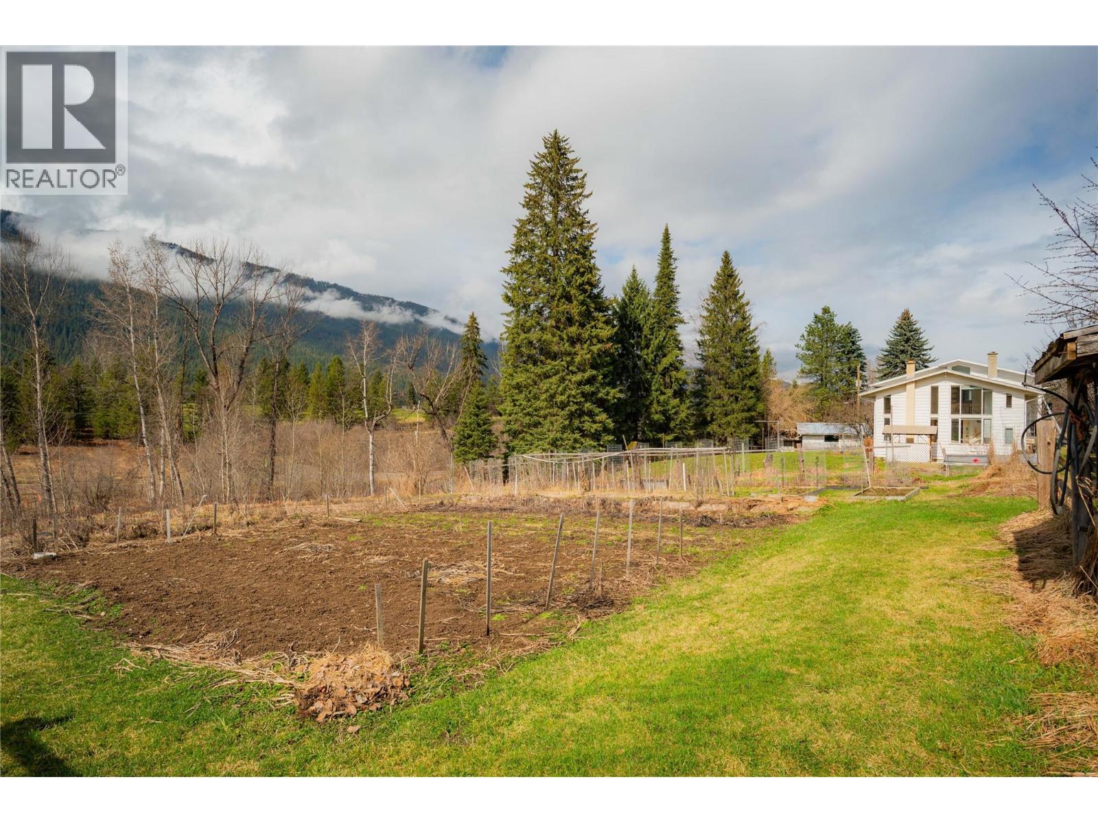 6943 Kanigan Road, Appledale, British Columbia  V0G 2J0 - Photo 86 - 10372926