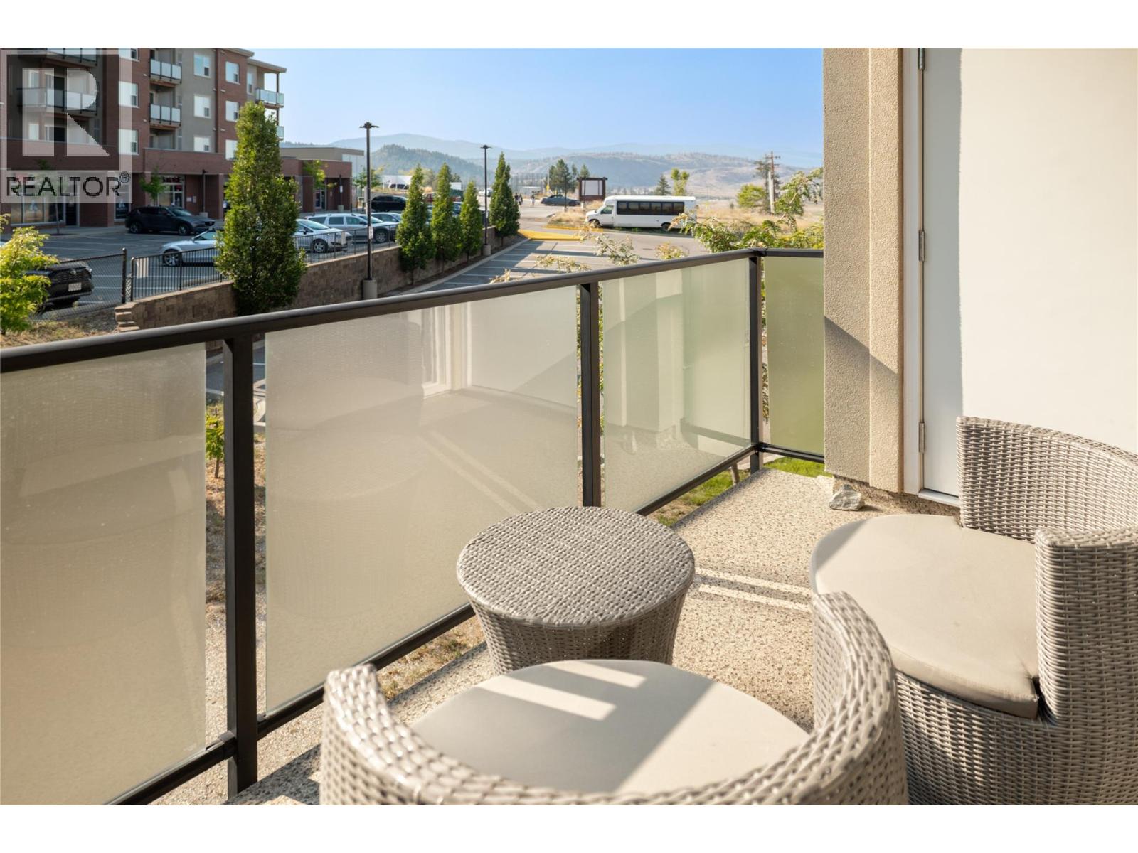 985 ACADEMY Way Unit# 208, kelowna, British Columbia