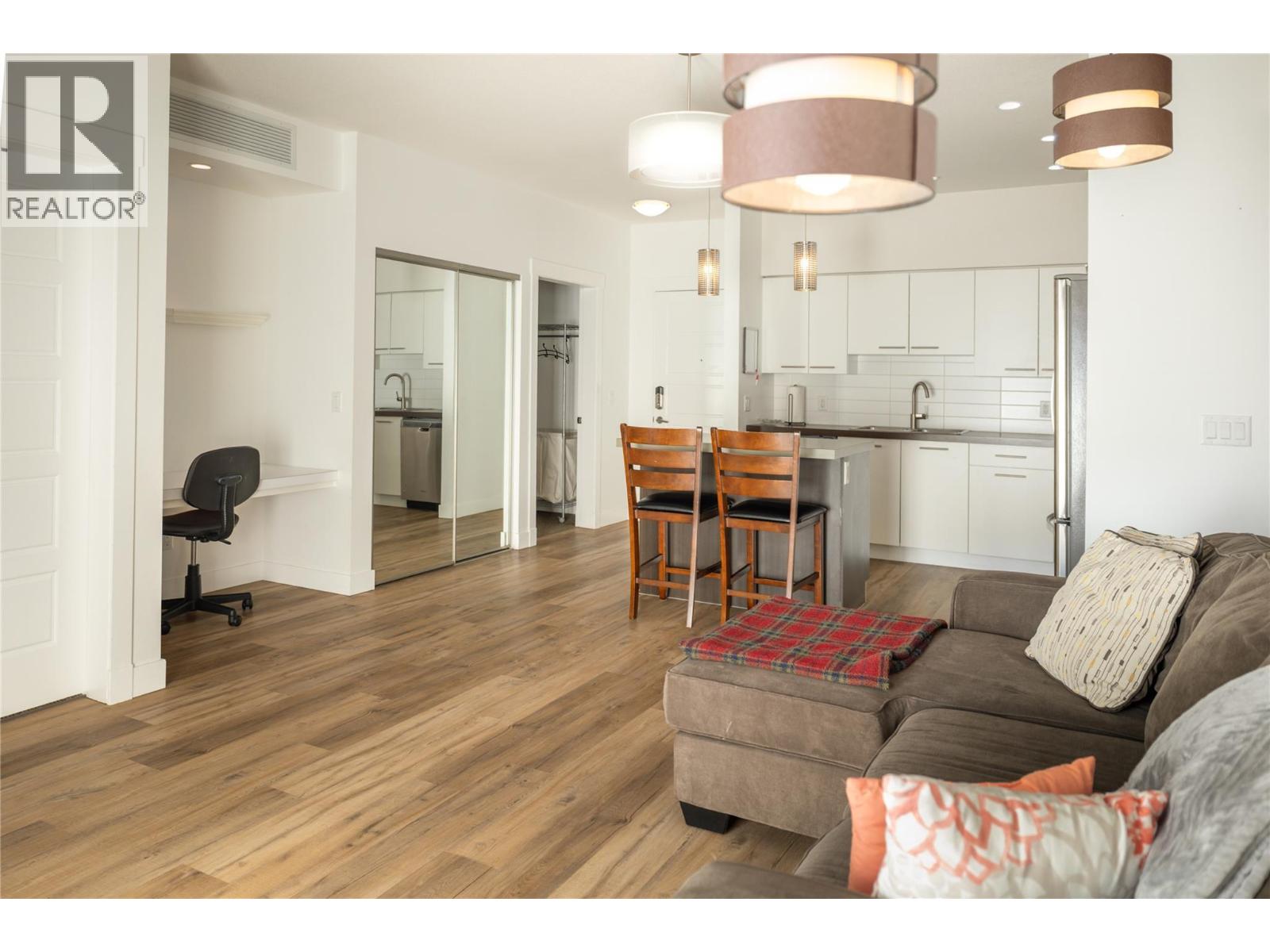 985 Academy Way Unit# 208, Kelowna, British Columbia  V1V 3C8 - Photo 12 - 10372825