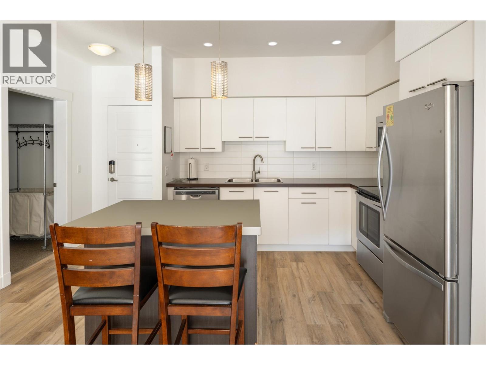985 Academy Way Unit# 208, Kelowna, British Columbia  V1V 3C8 - Photo 5 - 10372825
