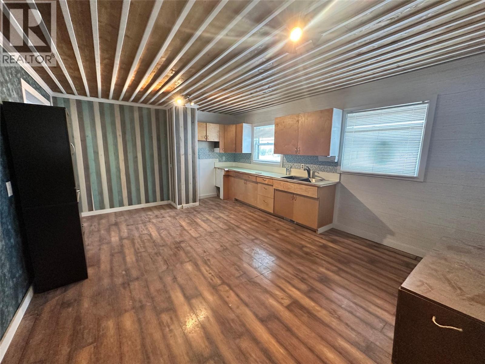 8019 217 Road, Dawson Creek, British Columbia  V1G 4E8 - Photo 7 - 10372976